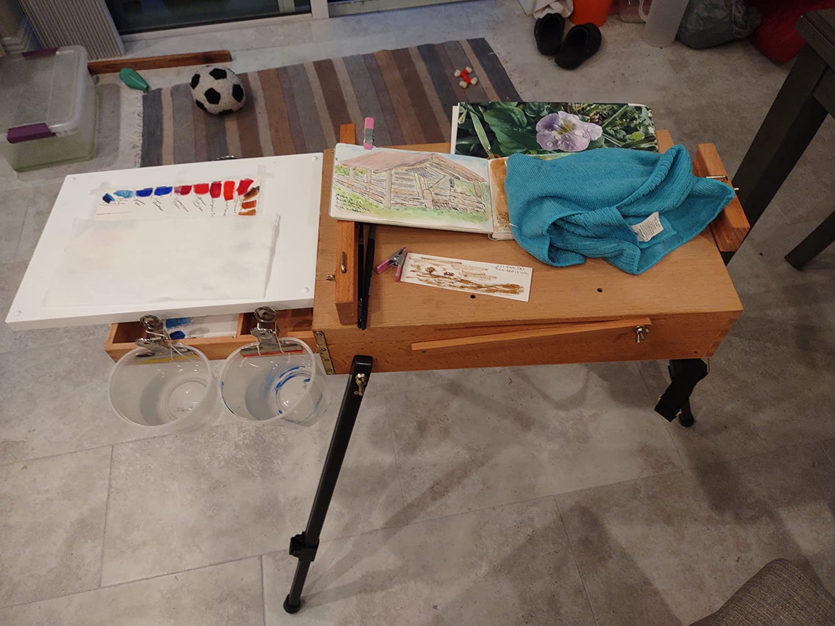 Falling in Art Light Weight French Style Field and Sketchbox Easel customer photo 1