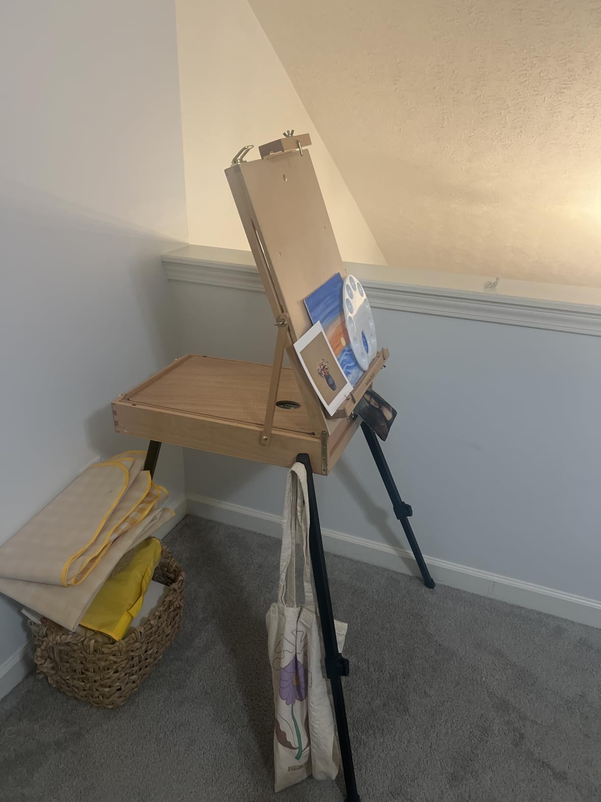 Falling in Art Light Weight French Style Field and Sketchbox Easel customer photo 2