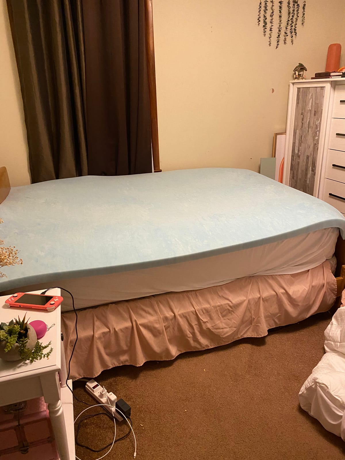 Sure2Sleep Gel Swirl Memory Foam Mattress Topper - 3 Inch, Pressure Relieving, Cooling Comfort - Made in the USA & CertiPUR-US Certified - Softens Firm Beds and Extends Mattress Life - Queen Size customer photo 2