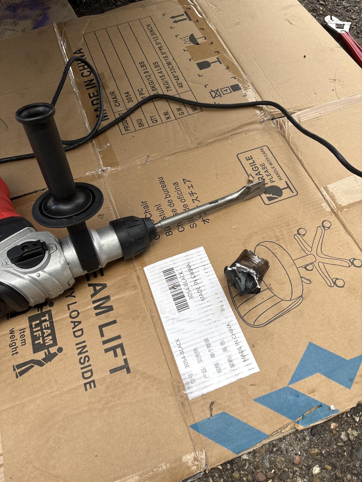 AOBEN Rotary Hammer Drill with Vibration Control and Safety Clutch,13 Amp Heavy Duty 1-1/4 Inch SDS-Plus Demolition Hammer for Concrete-Including 3 Drill Bits,Flat/Point Chisels. customer photo 1
