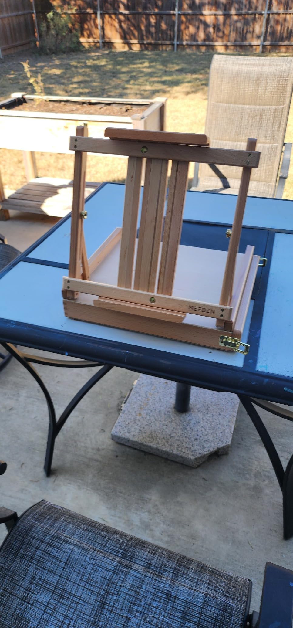 MEEDEN Portable Tabletop Easel for Painting: Artist Sketchbox customer photo 1