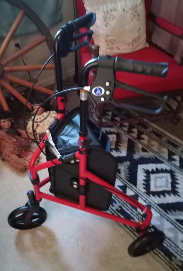 Dynarex DynaGo Zoom Rollator is Foldable, Lightweight, and Travel Friendly, This 3-Wheel Rolling Walker has a 250 Lb. Weight Capacity, Includes a Large, Removable Storage Pouch, Red Frame, 1 Rollator customer photo 2