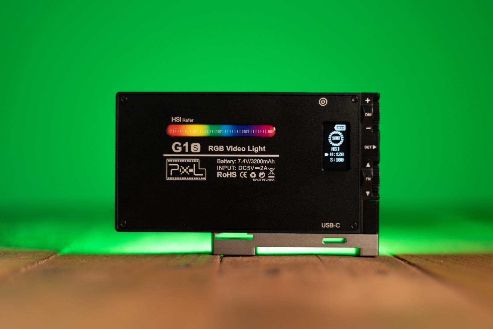 Pixel G1s RGB Video Light with APP Control, 12W 210 Minutes Rechargeable Battery LED Camera Light, 10 Common Lighting Effects, CRI≥97 2500-8500K LED Video Light with Aluminum Alloy Body customer photo 1