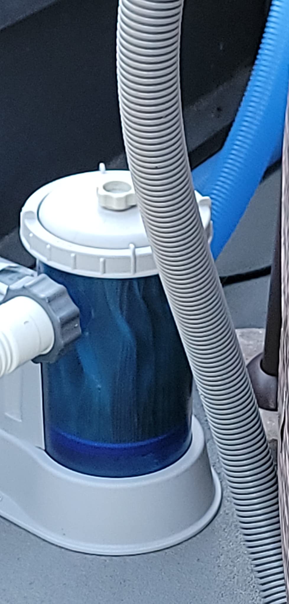 Bestway 3 Pack Type III A/C Filter Cartridge for 1000 & 1500 GPH Filter Pumps customer photo 2