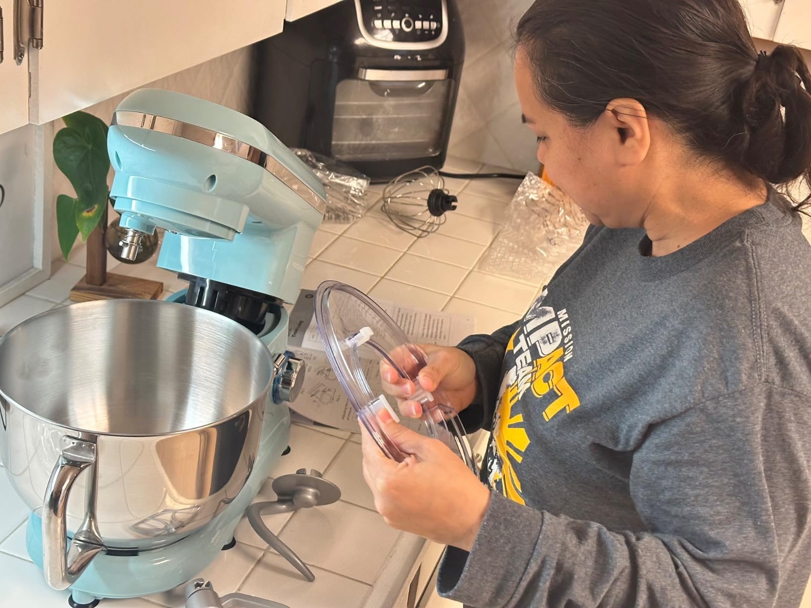 VIVOHOME Stand Mixer, 6-Quart Tilt-Head Kitchen Mixer with Bowl, Gray customer photo 2