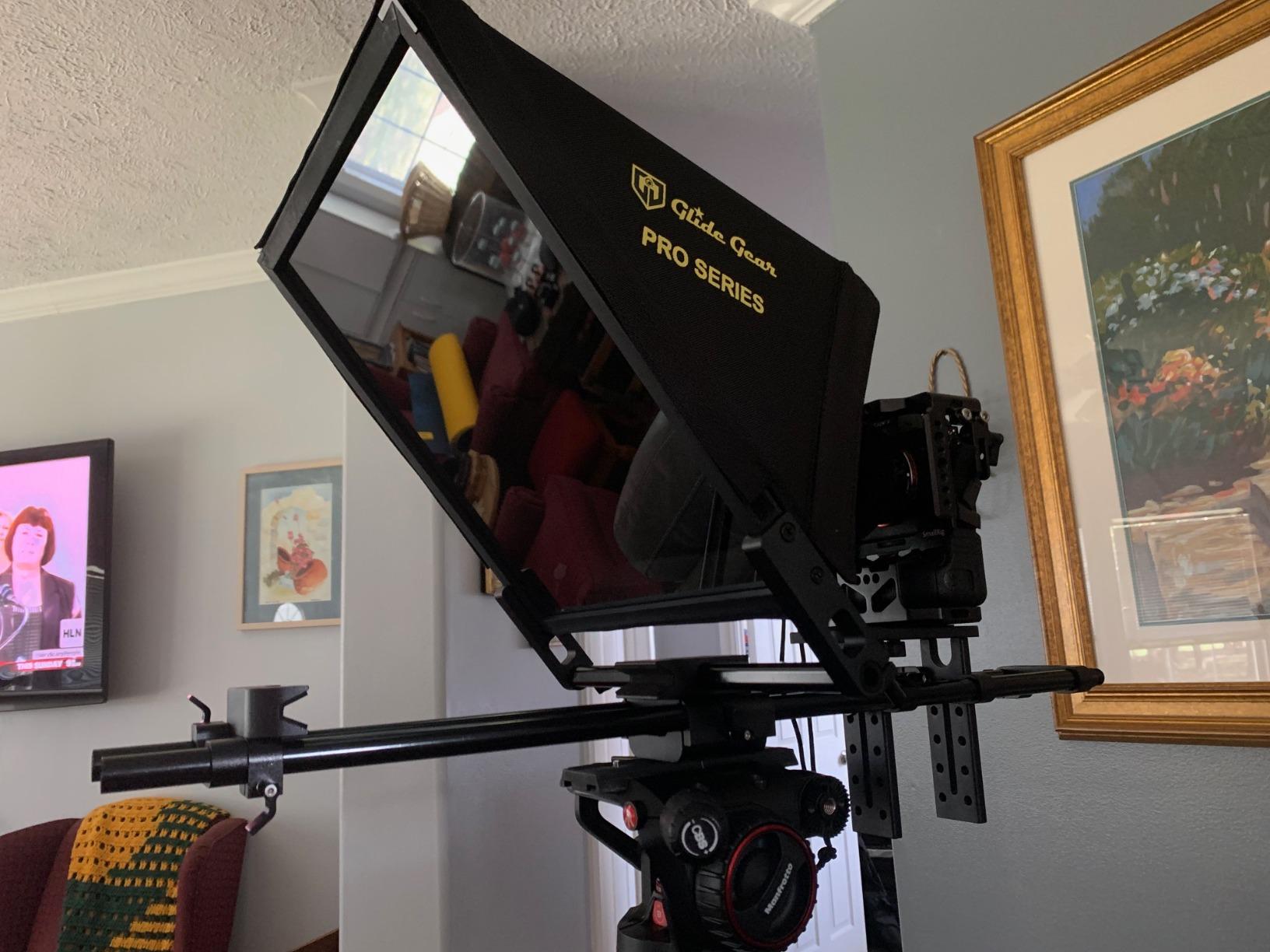Glide Gear TMP 750 Teleprompter – All Camera & Smartphones, Tablets – 17