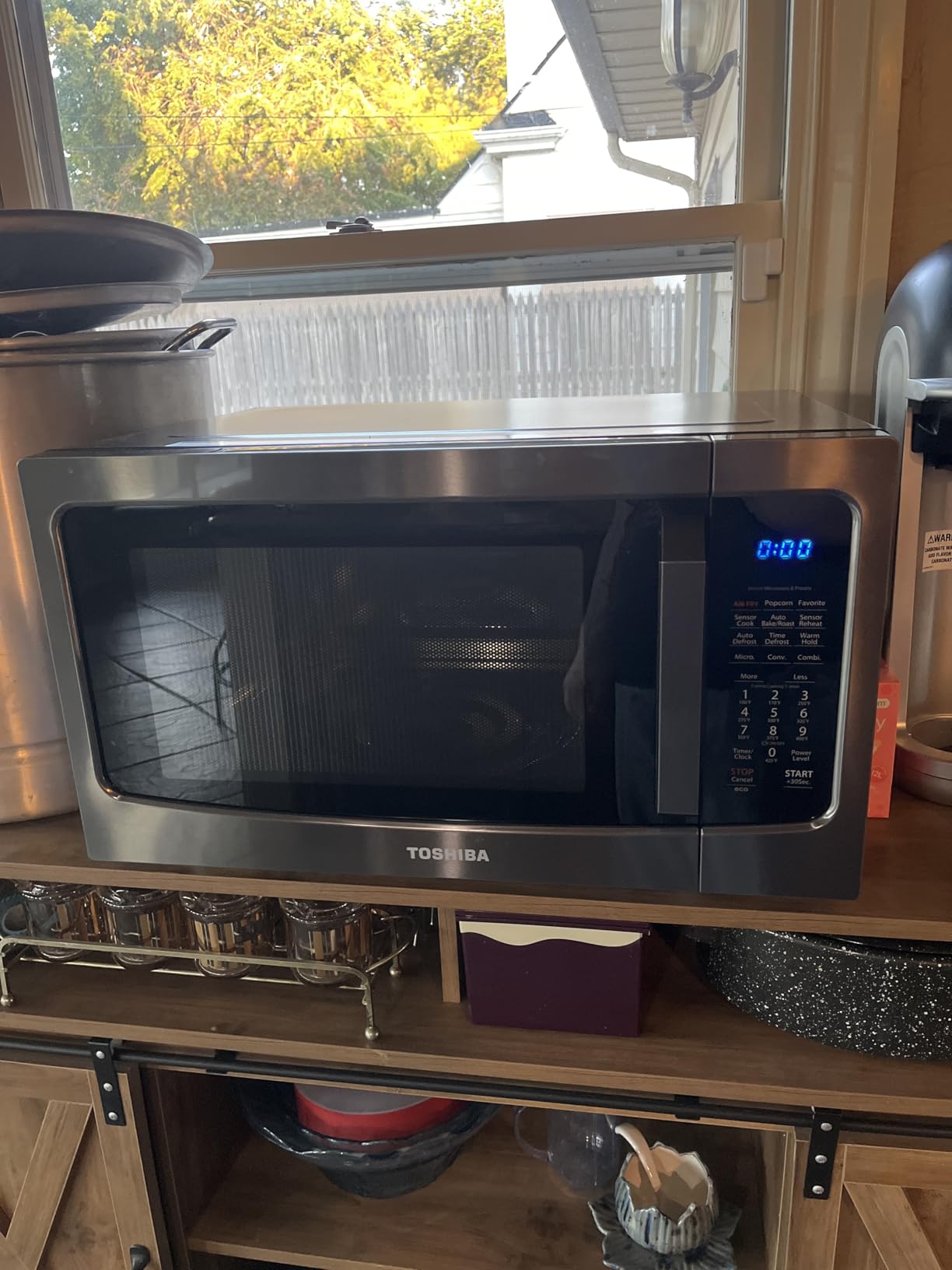 TOSHIBA 4-in-1 Microwave Oven with Air Fryer Combo, 1.5 Cu.Ft, 1000W customer photo 1