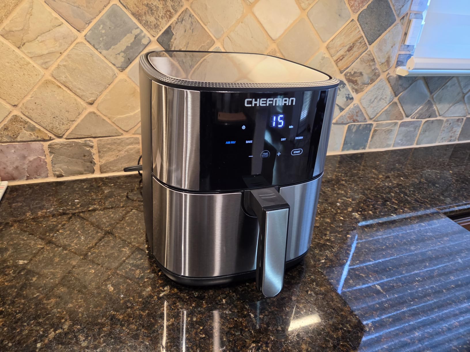 Chefman Air Fryer 8 Qt | TurboFry® 4-in-1 with 450°F Hi-Fry Option for Crispier Results | Bake, Dehydrate, Frozen | XL Nonstick Dishwasher-Safe Basket | Stainless Steel customer photo 1