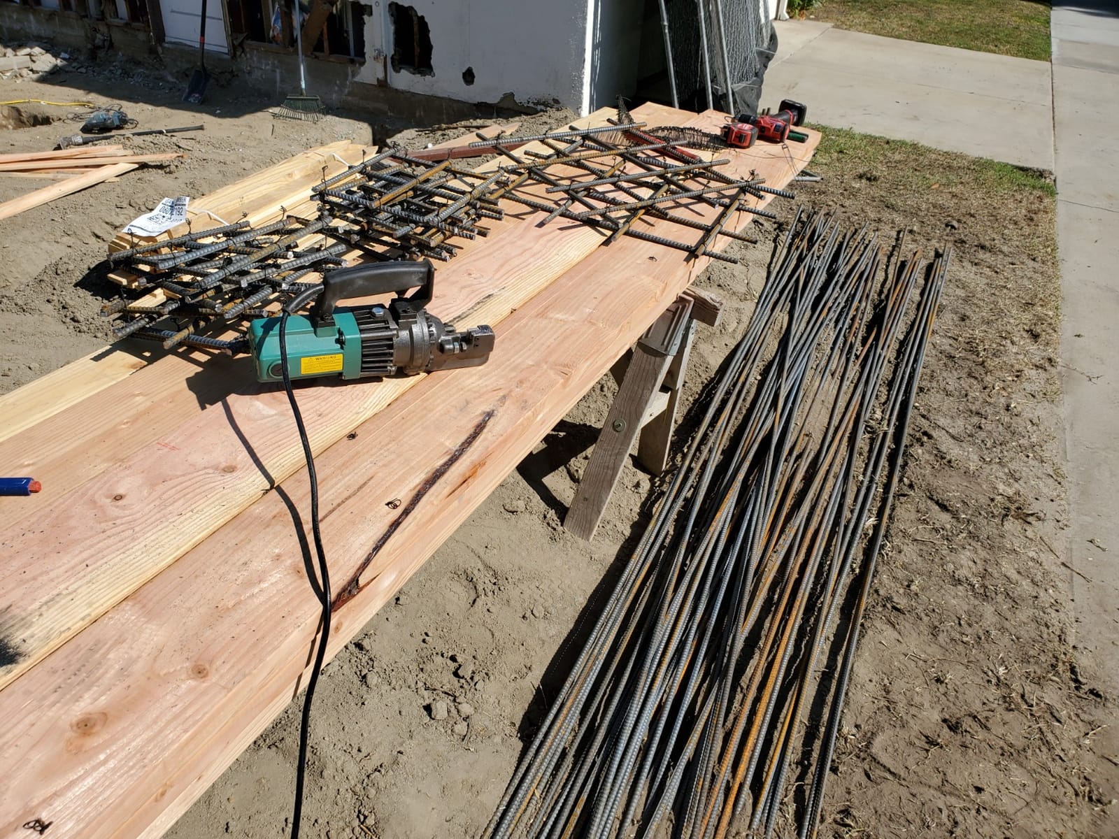 Anbull 900W Electric Hydraulic Rebar Cutter, Cutting up to 5/8 Inch 4-16mm #5 Rebar, with Replaceable Jaw Blades, Cutting Speed 2.5-3.0S (900W RC-16) customer photo 1