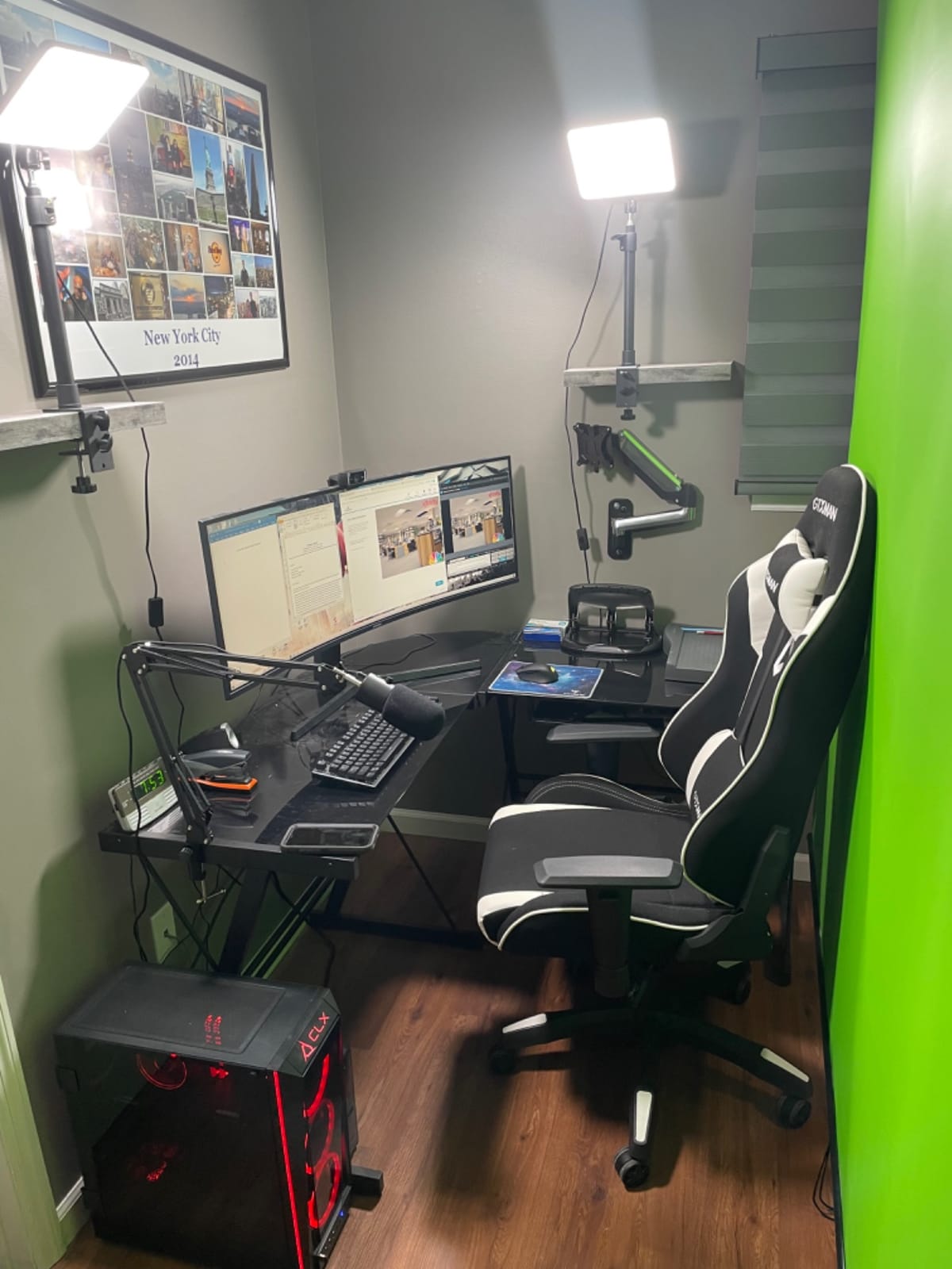 LED Desk Bi-Color Video Light, Key Light with C-Clamp Stand customer photo 2