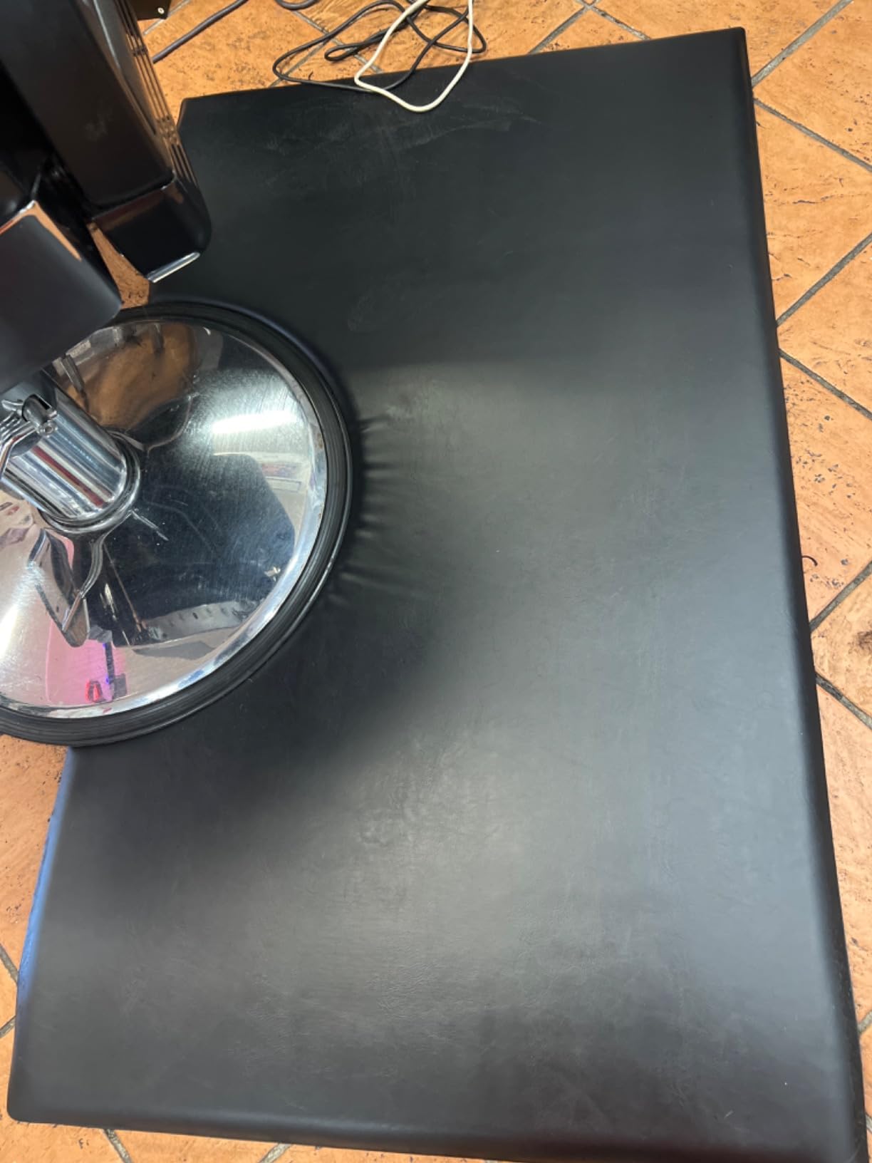1 Inch Thick Barber Cutting Chair Salon Floor Mats for Beauty Hair Stylist Station Anti Fatigue (Black, 5 Ft × 3 Ft Rectangle) customer photo 2
