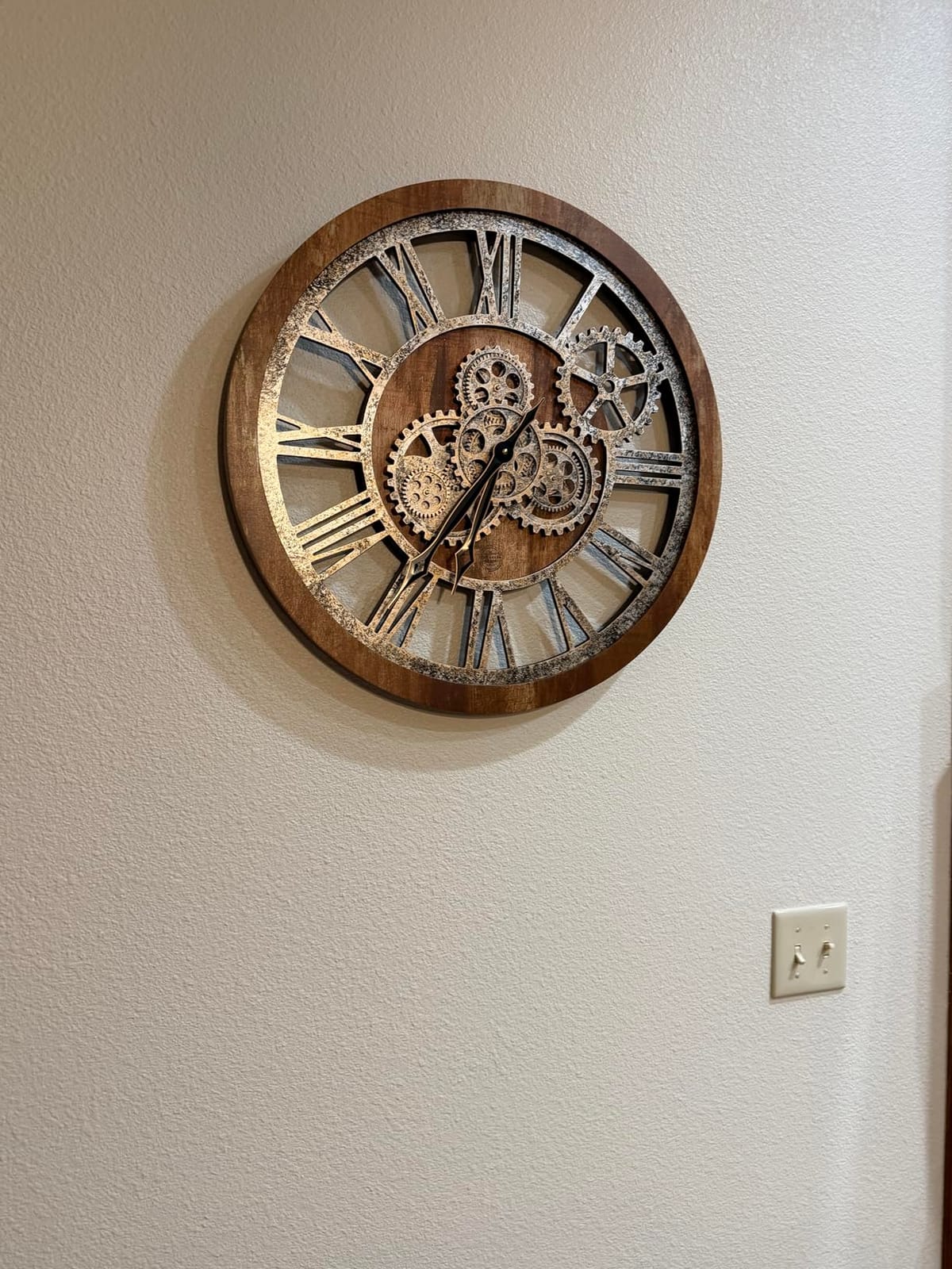 ImprovingLife The Original Real Moving Gear Wall Clock Vintage Industrial Oversized Rustic Farmhouse (24 inch (60cm), Vintage Black Wood and Bronze) customer photo 2