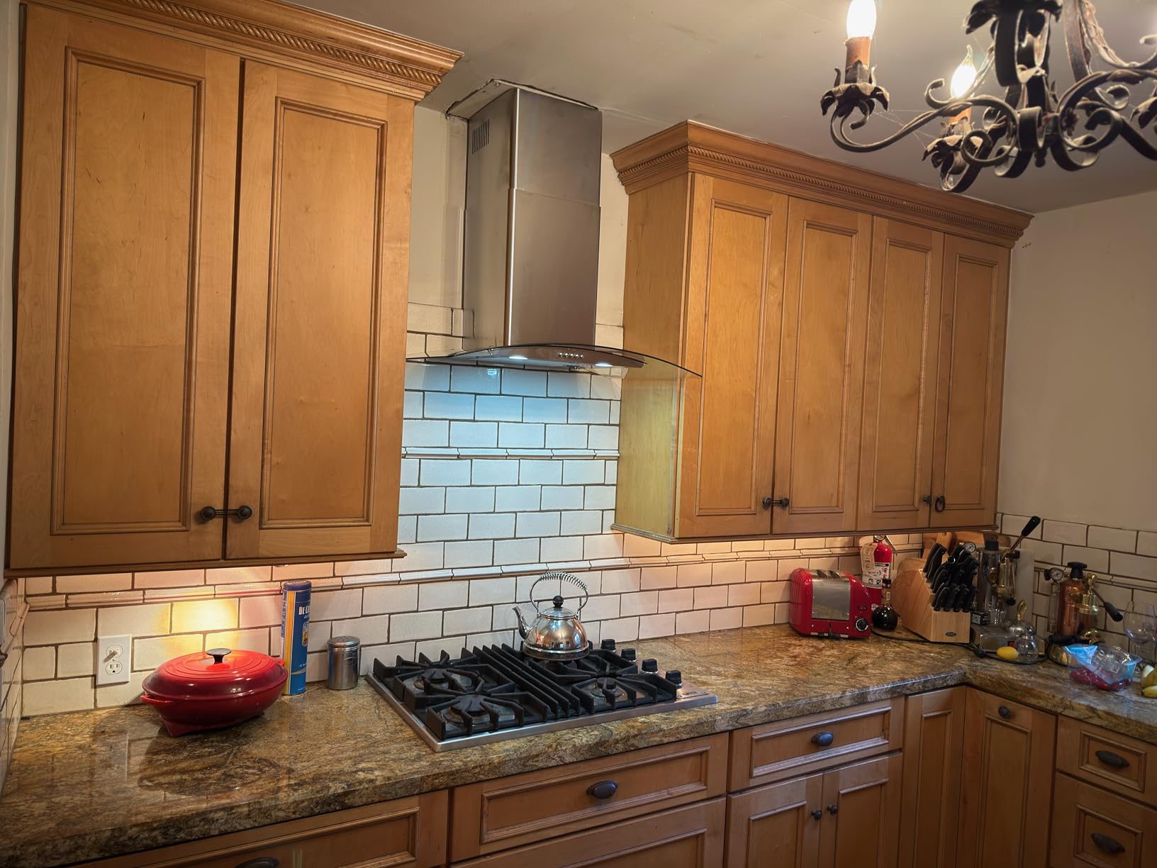 Range Hood 30 Inch, Tieasy Wall Mount Kitchen Hood with Ducted/Ductless Convertible Duct, Stainless Steel Chimney and Baffle Filters, Touch Control Fan Timer, LED Lights, 3 Speed Fan customer photo 2