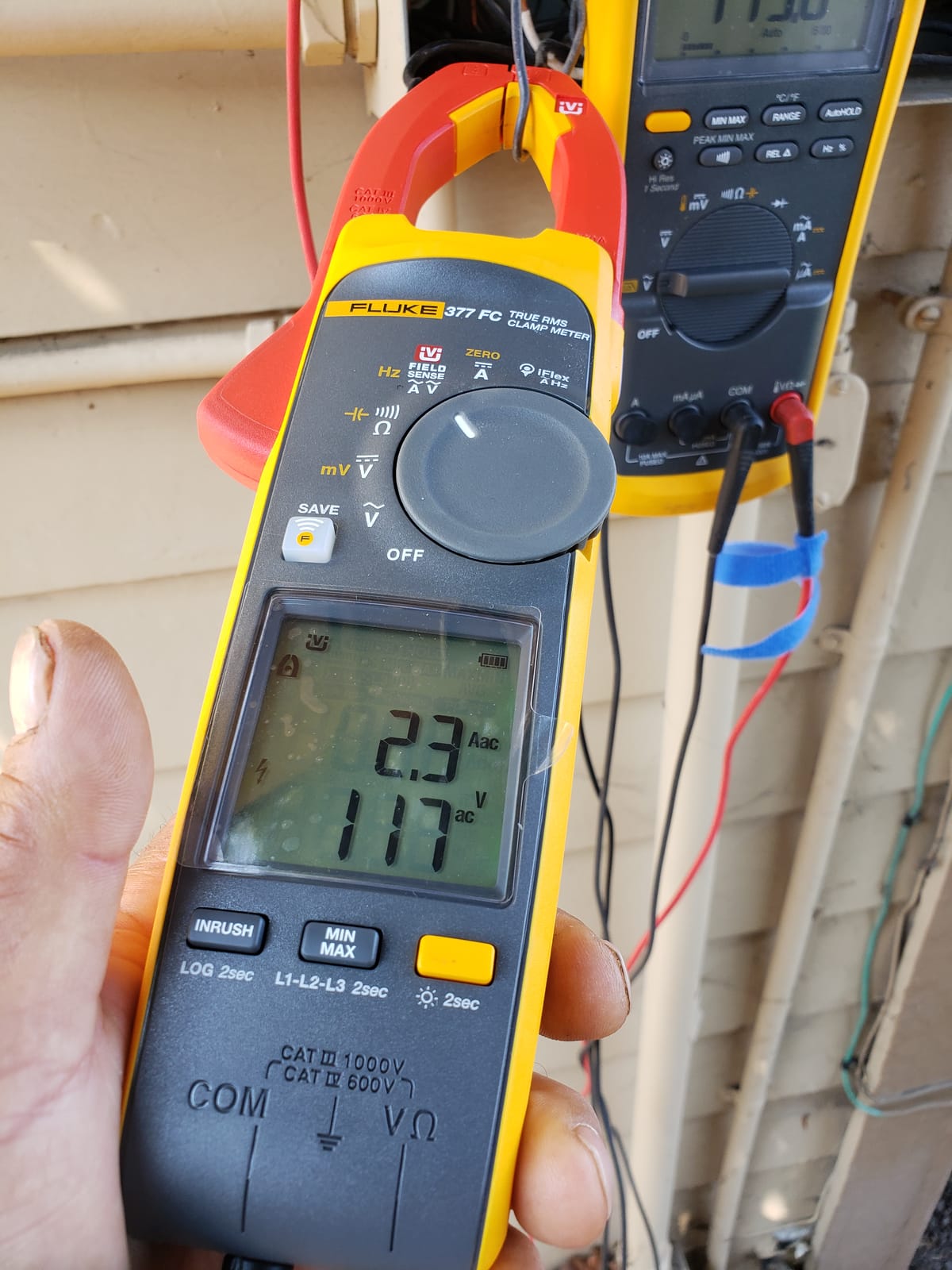 Fluke 378FC AC/DC TRMS Non-Contact Voltage Wireless Clamp w/PQ Indicator & iFlex customer photo 1