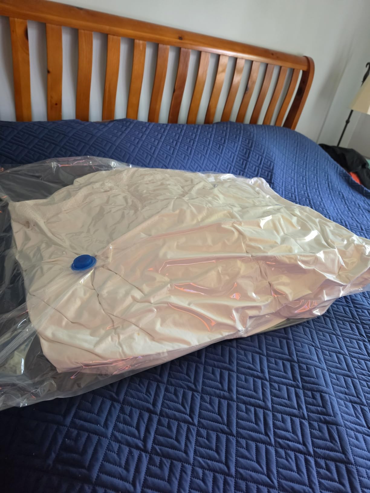 Vacuum Storage Bags with Hand Pump, Vacuum Seal Space Saver Bags,20 Combo customer photo 1