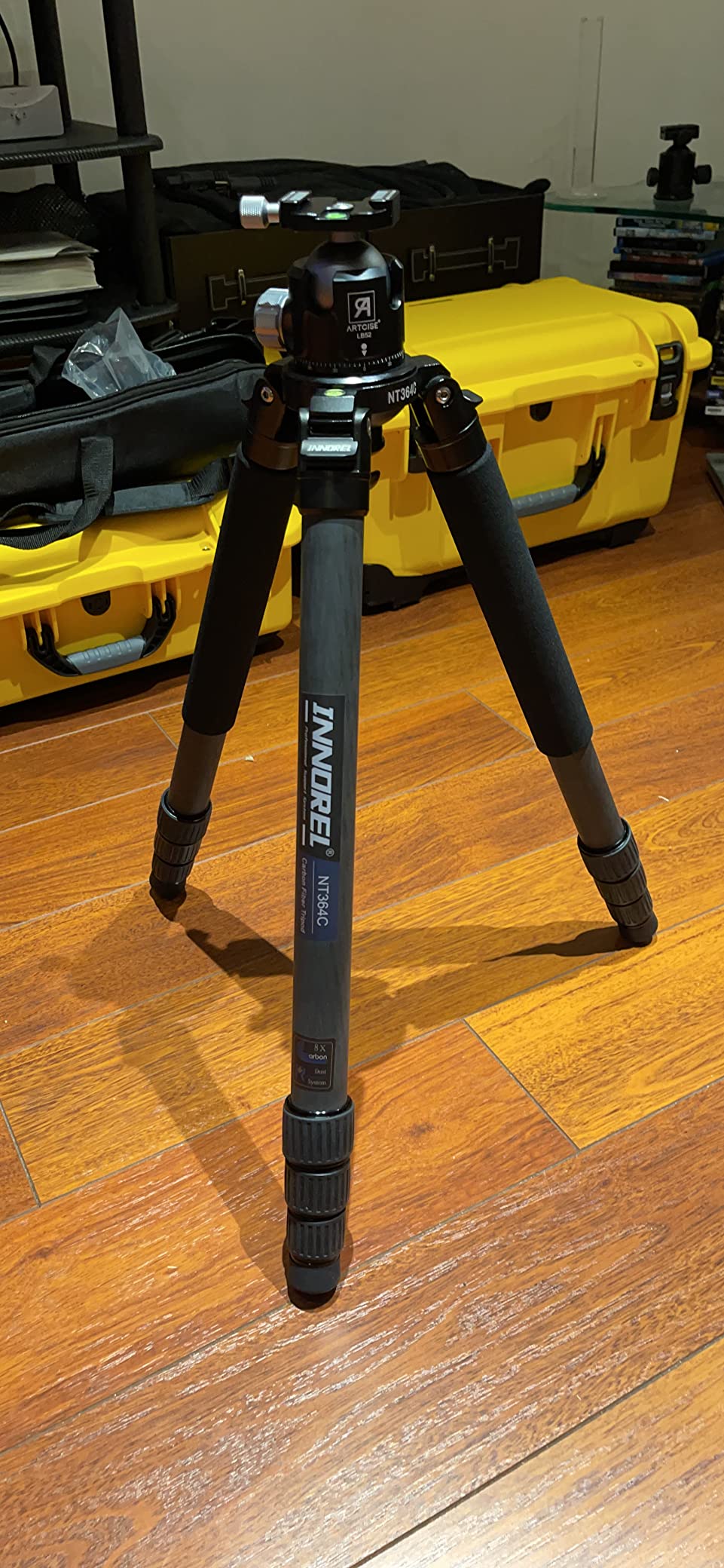 INNOREL NT364C Professional Carbon Fiber Tripod - Heavy Duty Camera Stand, 55lb/25kg Max Load, 75mm Bowl Adapter (Max Tube 36mm) customer photo 1