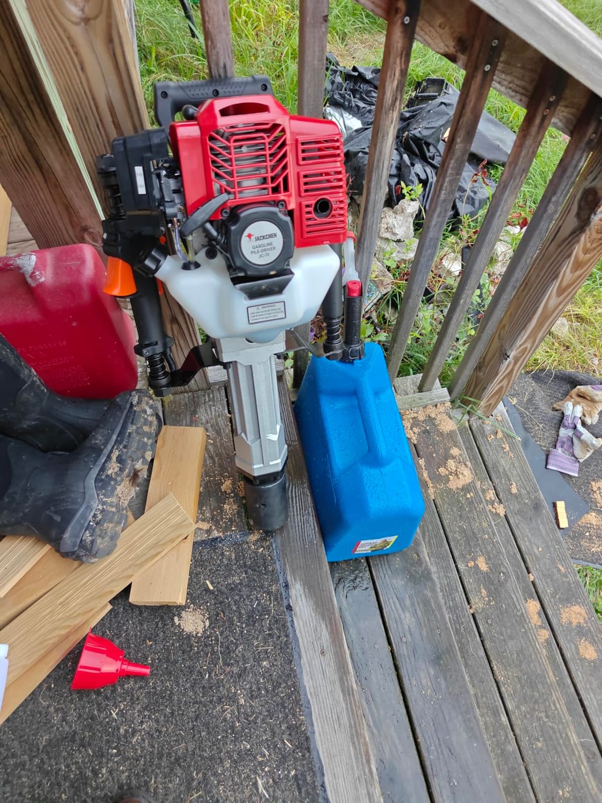 52cc Gas T Post Driver, 1900W 2 Stroke Fencing Tool with 2 Sleeves customer photo 1