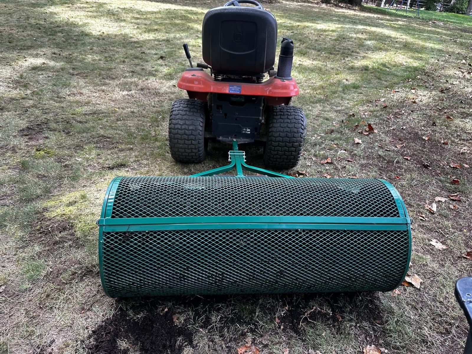 LANDZIE - Compost Spreader 36 Inch, Peat Moss & Top Soil Roller customer photo 2