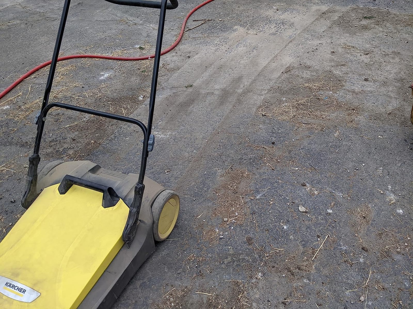 KÄRCHER Walk-Behind Outdoor Push Sweeper S 6 Twin, 10 Gallon Capacity customer photo 1