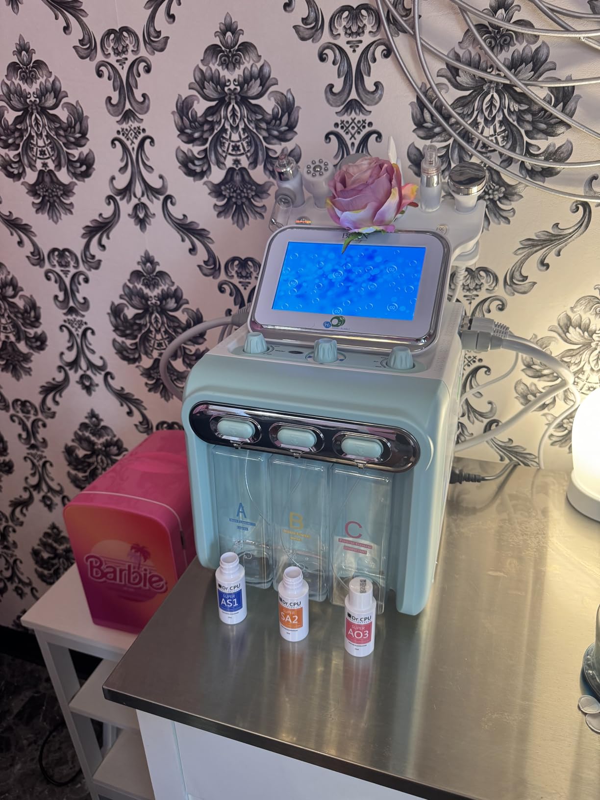 BRÜUN Facial Care Machine – A 7 in 1 Multifunctional Face Care Device for Skin Moisturizing – A Vacuum Cleaning Jet for Home and Beauty Salon customer photo 1