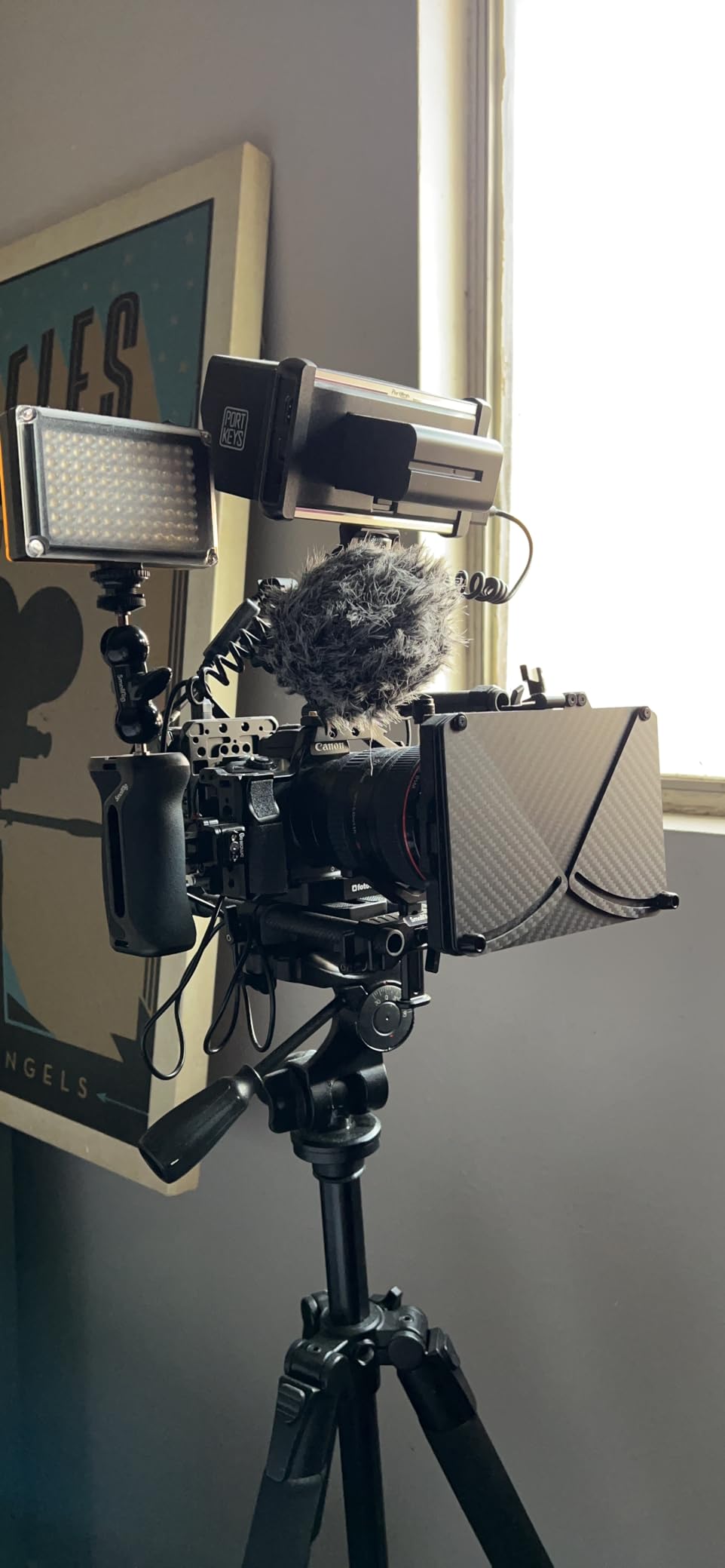 SmallRig Mini Matte Box Pro Flag Kit Includes Two 4 x 5.65 Filter Frame customer photo 1