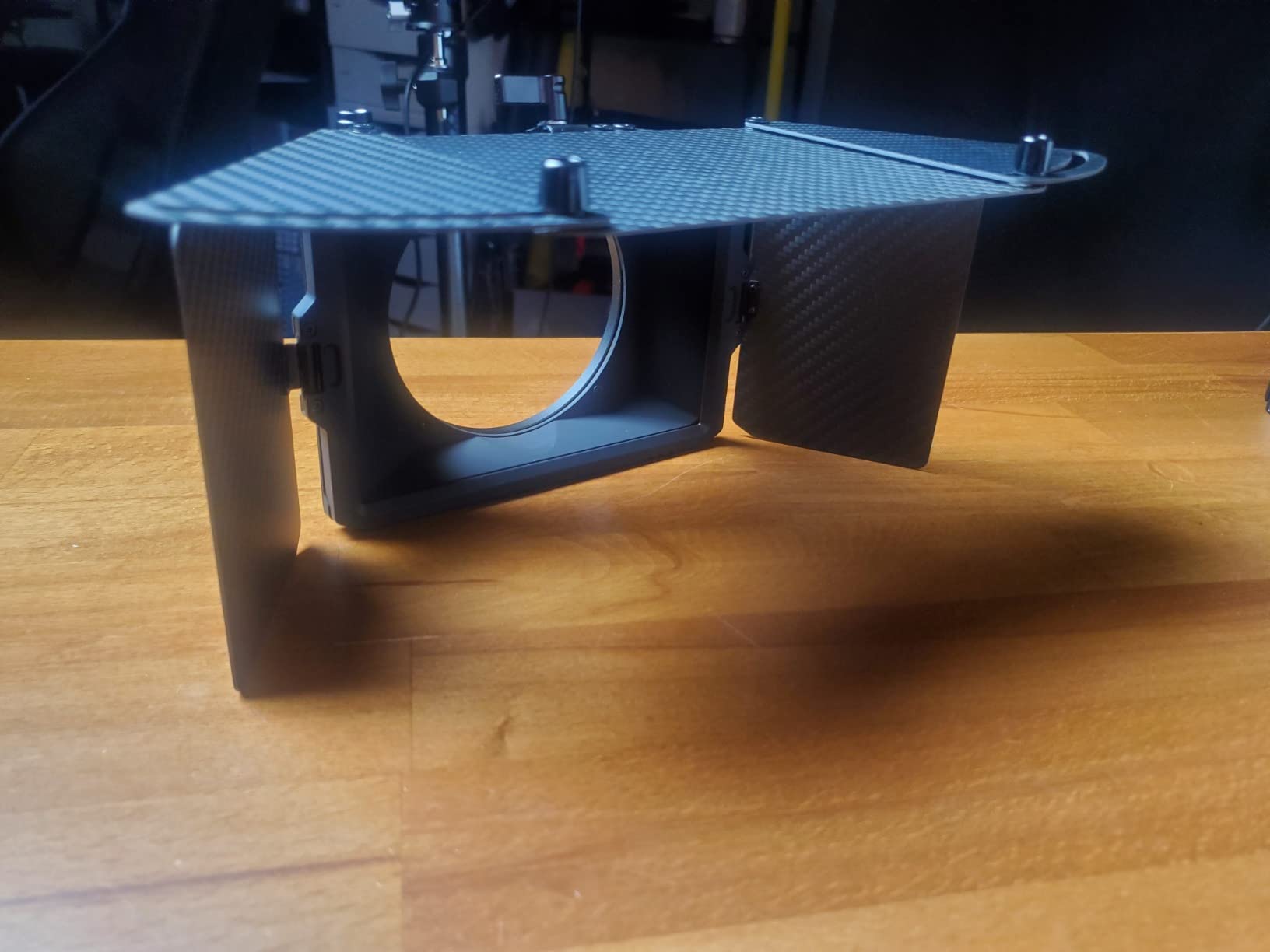 SmallRig Mini Matte Box Pro Flag Kit Includes Two 4 x 5.65 Filter Frame customer photo 2