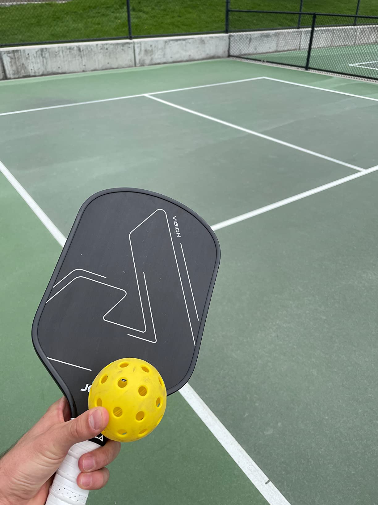 JOOLA Vision Pickleball Paddle with Textured Carbon Grip Surface Technology for Maximum Spin and Control with Added Power - Polypropylene Honeycomb Core Pickleball Racket 16mm customer photo 1