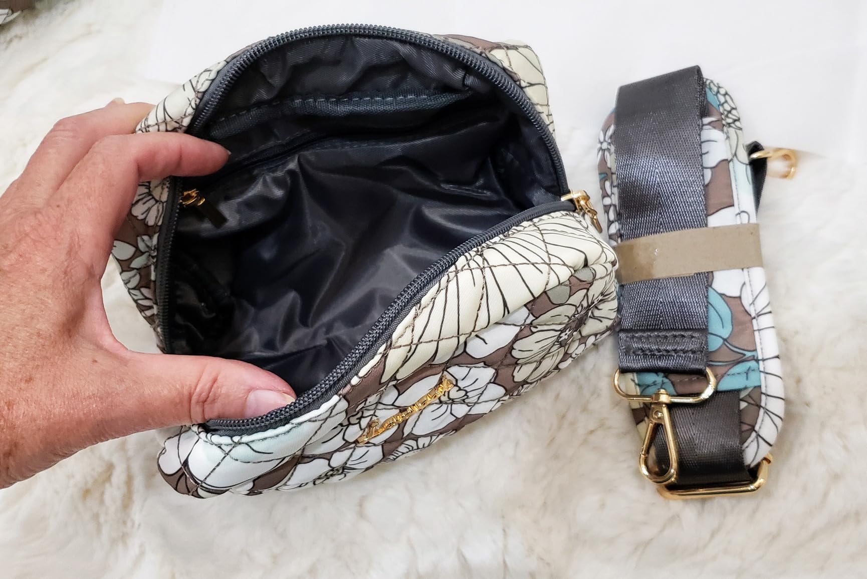 LOVEVOOK Travel Duffle Bag, Weekender Bag for Women with Toiletry Bag, Carry on Overnight Bag with Shoe Compartment, Gym Duffel Bag with Wet Pocket, Mommy Hospital Bags for Labor and Delivery customer photo 1