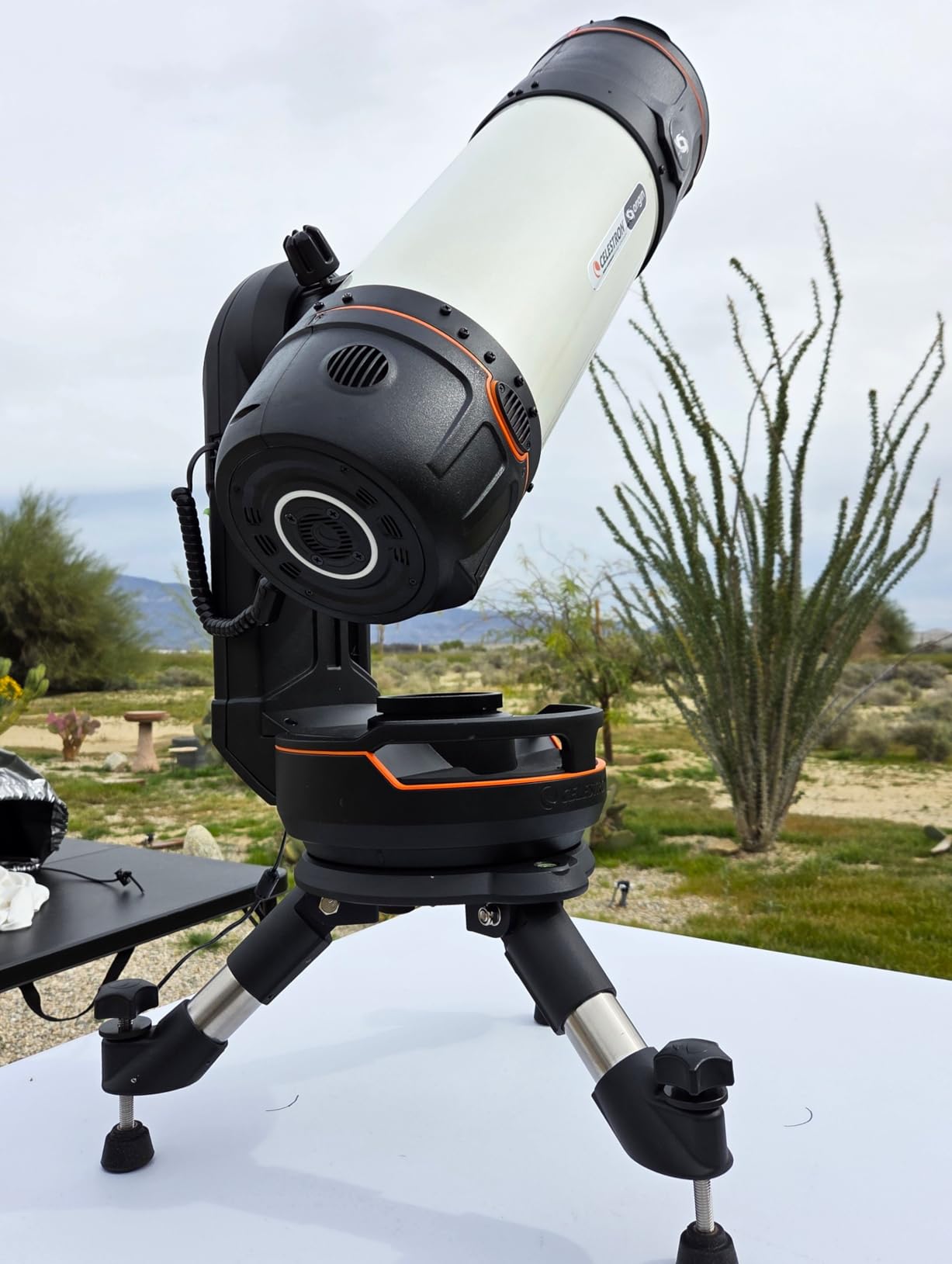 Celestron Tabletop Tripod for NexStar SE, NexStar Evolution & Origin customer photo 1