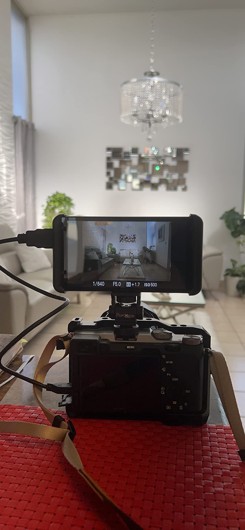 Portkeys PT5 II Camera Monitor Touchscreen DSLR Field Monitor 5 inch 4K30P Input/Output Wide Color Gamut New Peaking 3D LUT Video Assist Luma RGB Waveform for DSLR with New UI MOVnorm OS customer photo 1