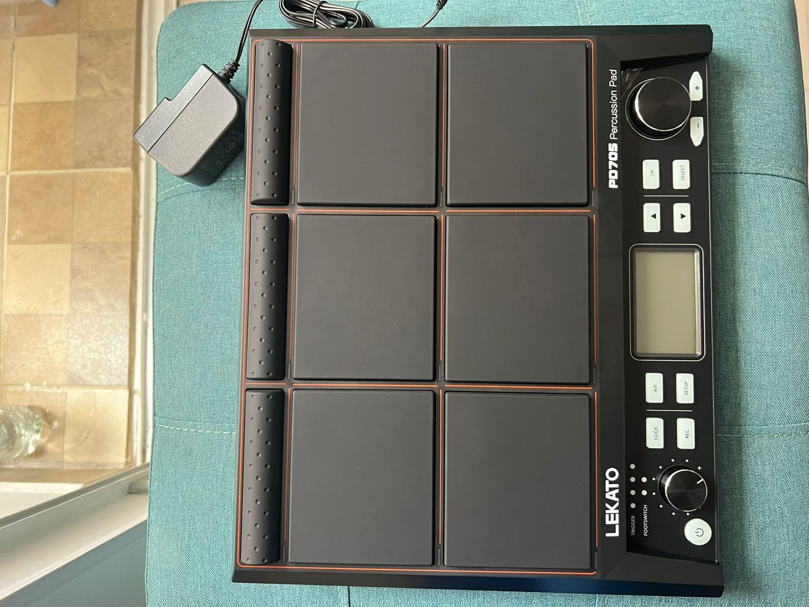 LEKATO Percussion Sample Pad, Electric Drum Pad with 9 Velocity-Sensitive Drum Pad, Electronic Drum Set Pad Multipad with MIDI out, USB MIDI, AUX, Looper, Trigger inputs, 592+ Sounds (PD705) customer photo 1
