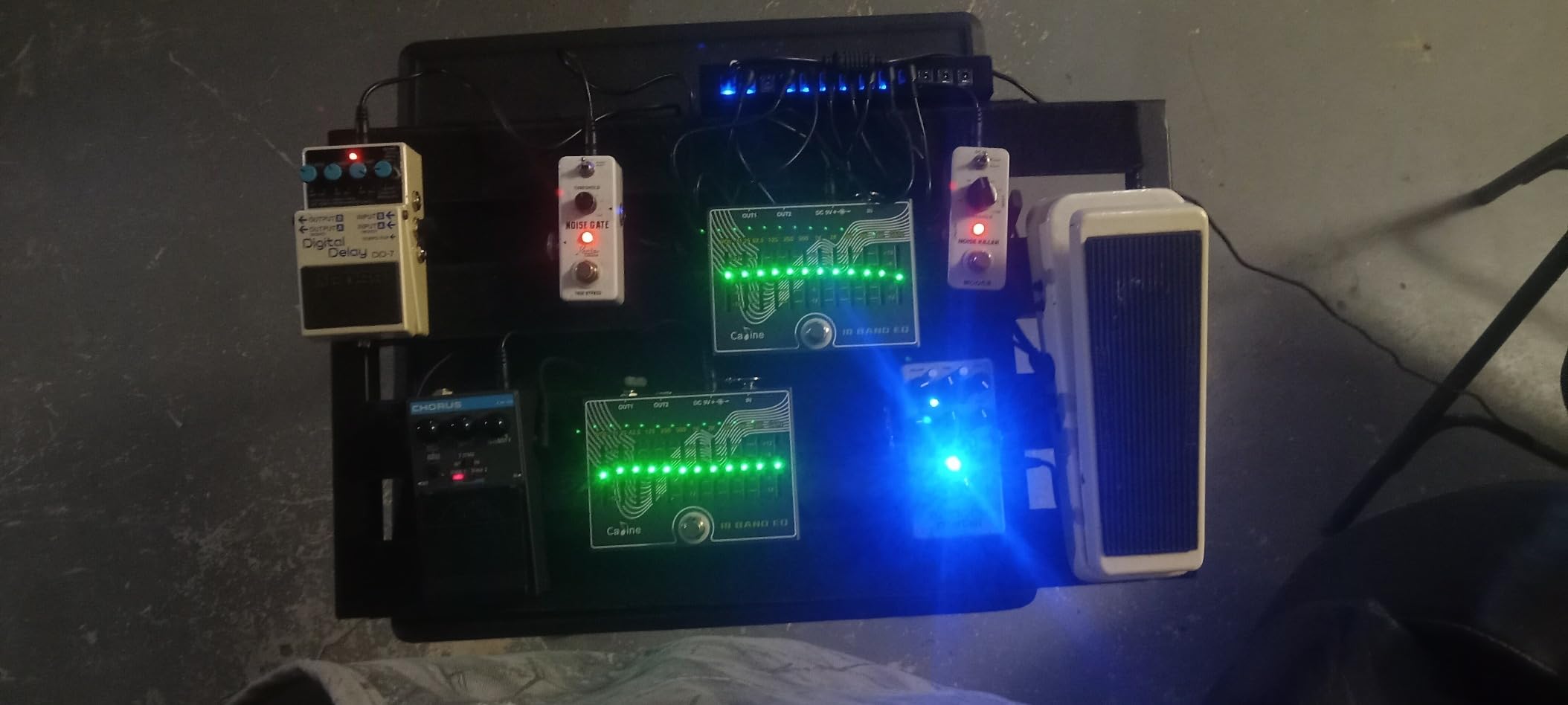 Caline Guitar Pedal Power Supply, True Isolated Pedalboard Power Supply with 12 Outputs, Noiselessly CP-206 customer photo 1