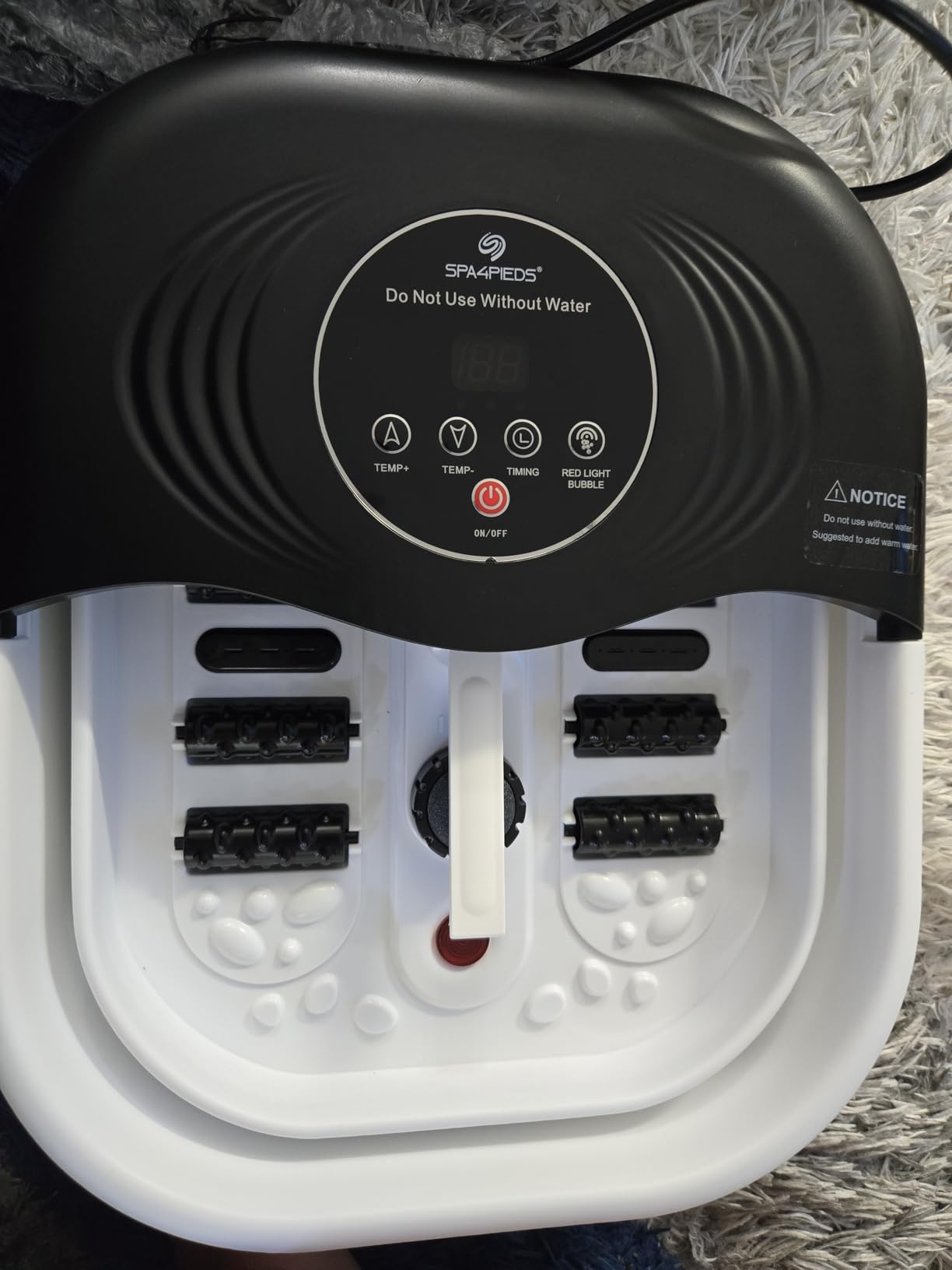 SPA4PIEDS Collapsible Heated Foot Spa Bath with Bubble, Foot Soaking Tub Featuring 8 Shiatsu Rollers, Pumice Stone and Built-in Timer for Mom, Dad and Foot Relaxation (Black) customer photo 1