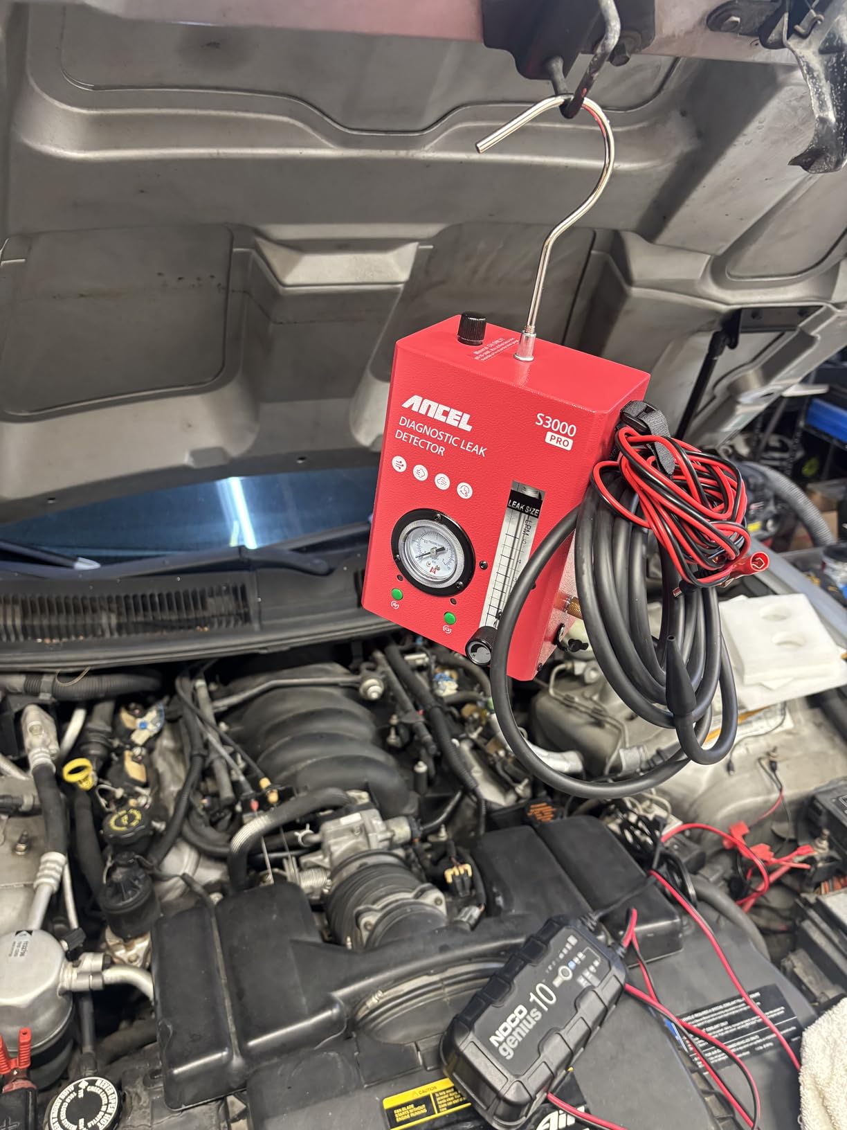 ANCEL S3000 PRO Automotive Smoke Machine with Built-in Air Pump and Pressure Gauge. Professional Vehicle Leak Diagnostic Detector Tools Kit for Leaks Test in Vacuum,Fuel,EVAP and Other Cars System customer photo 1