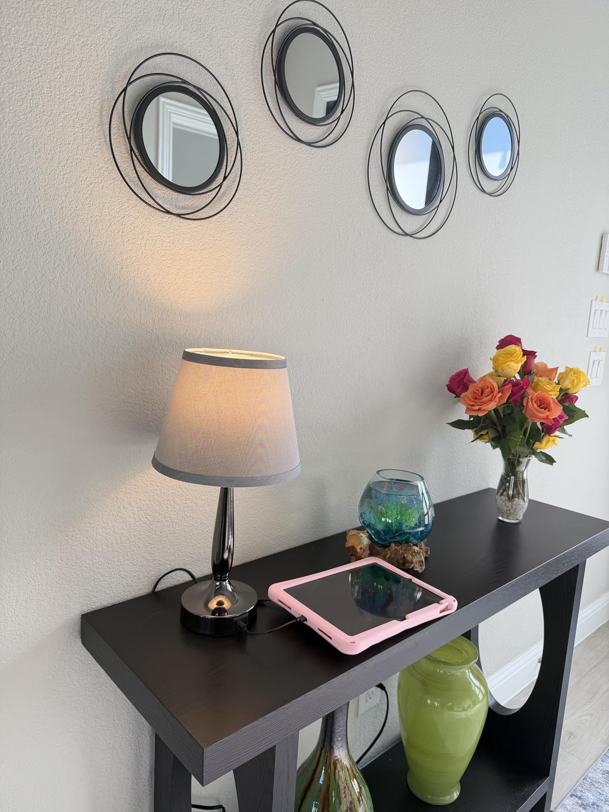 Kakanuo Touch Table Lamp for Bedroom, Small Bedside Lamp with USB C Charging Port, 3 Way Dimmable Touch Control Nightstand Lamp for Living Room and Office, LED Bulb Included customer photo 2