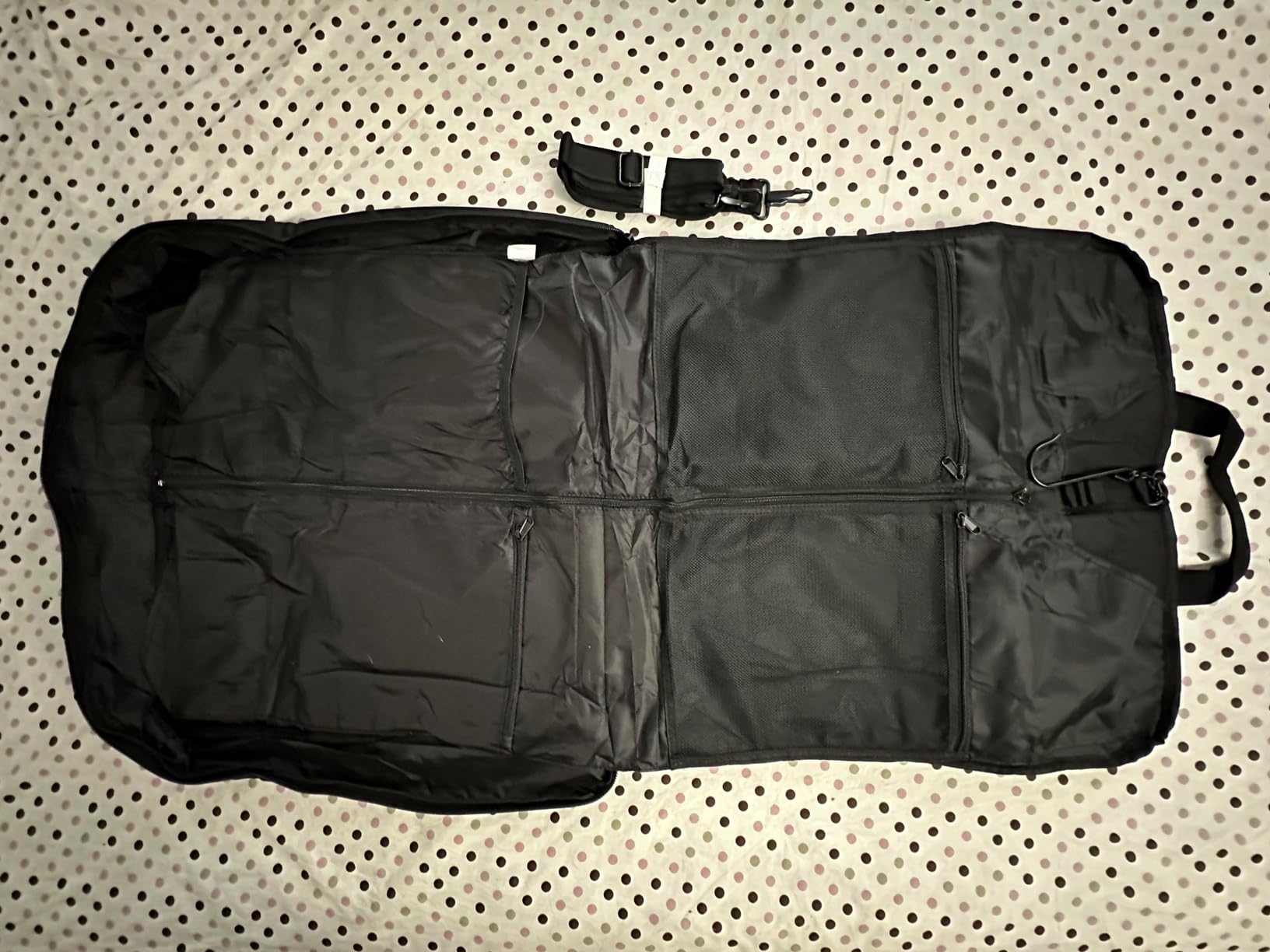 Garment Bag Travel Suit Bag Large 40-Inch Carry on Bag Up to 3 Suits,2 in 1 Hanging Luggage Bags, Fits 15.6Inch Laptop customer photo 1