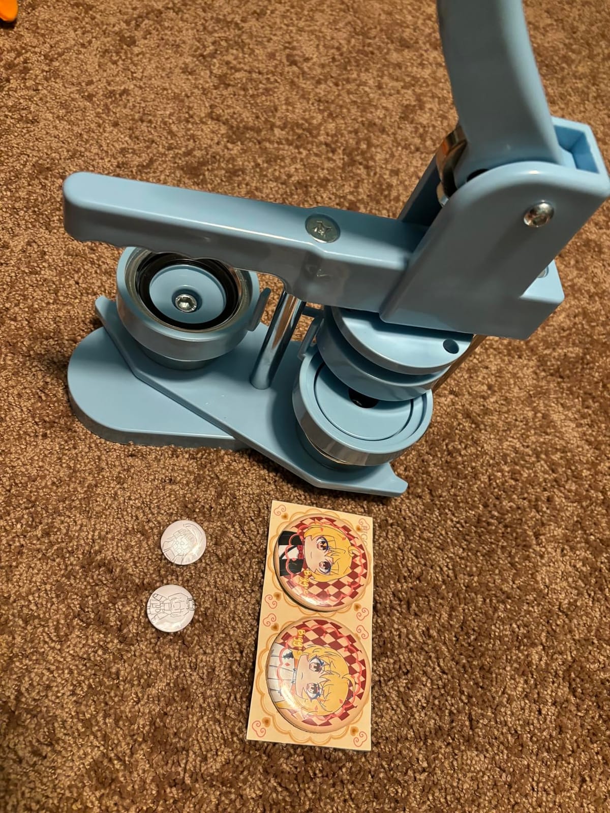 Mryitcal Button Maker Machine 1''+1.25''+2.25'' Pin Maker Button Press Machine w/ 300 Metal Pinback, 10 Fridge Magnet, 5 Badge Charm, 1 Cutting Mat, Badge Making Kit for Custom Badge, Party Favors customer photo 1