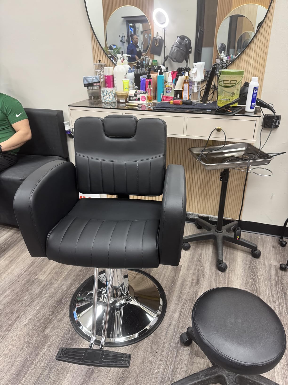 Baasha Reclining Salon Chair for Hair Stylist, 440 lbs Hydraulic Barber Chair with 135° Reclining Backrest, Removable Headrest, 360° Swivel, All Purpose Styling Chair, Black Gold customer photo 2