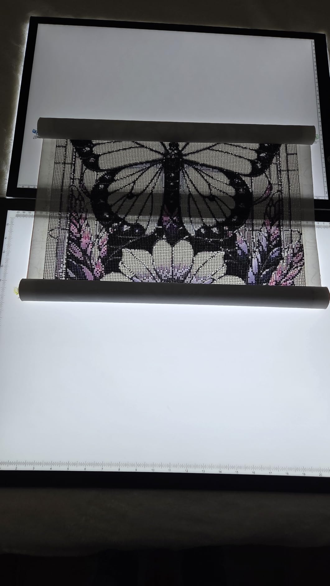 WELZK A2 Light Pad 10000 Lux, 3-Color LED Tracing Board for Diamond Art customer photo 2