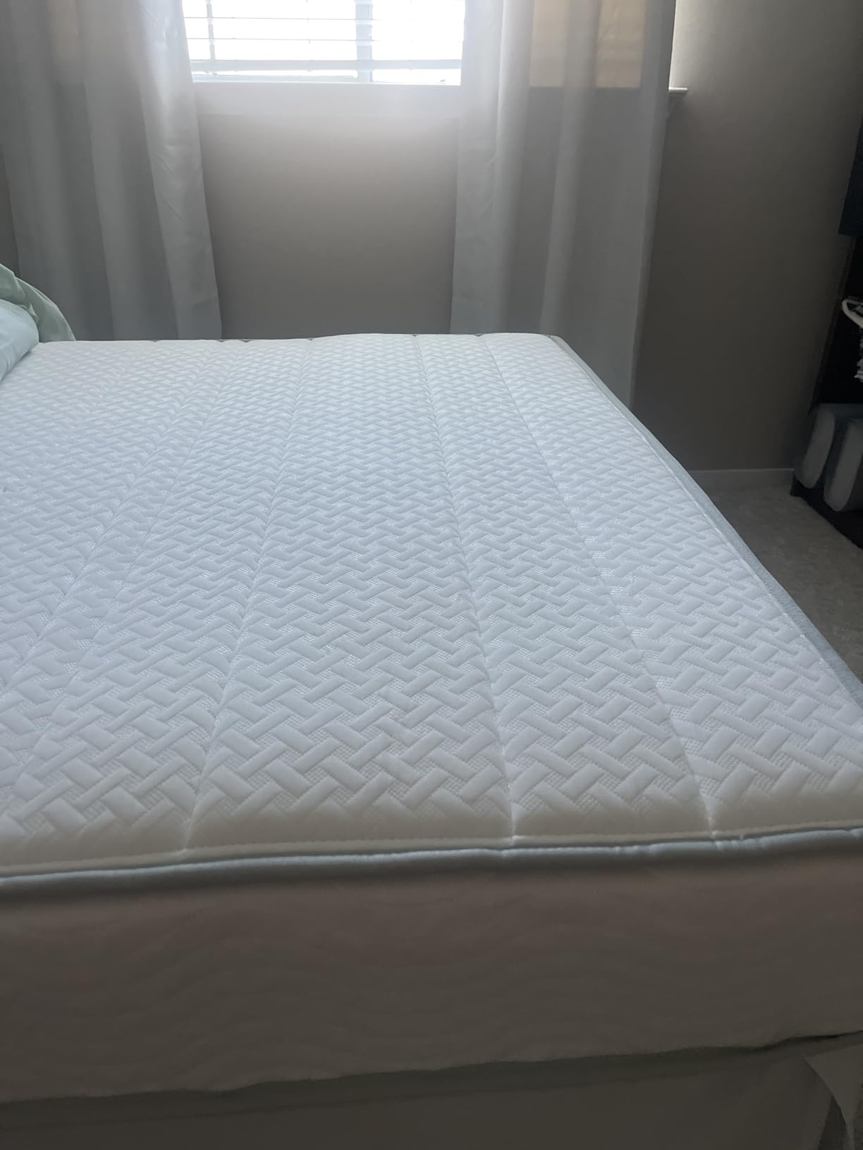 Zinus 8 Inch Short Queen Foam and Spring RV Mattress, Medium Feel customer photo 2