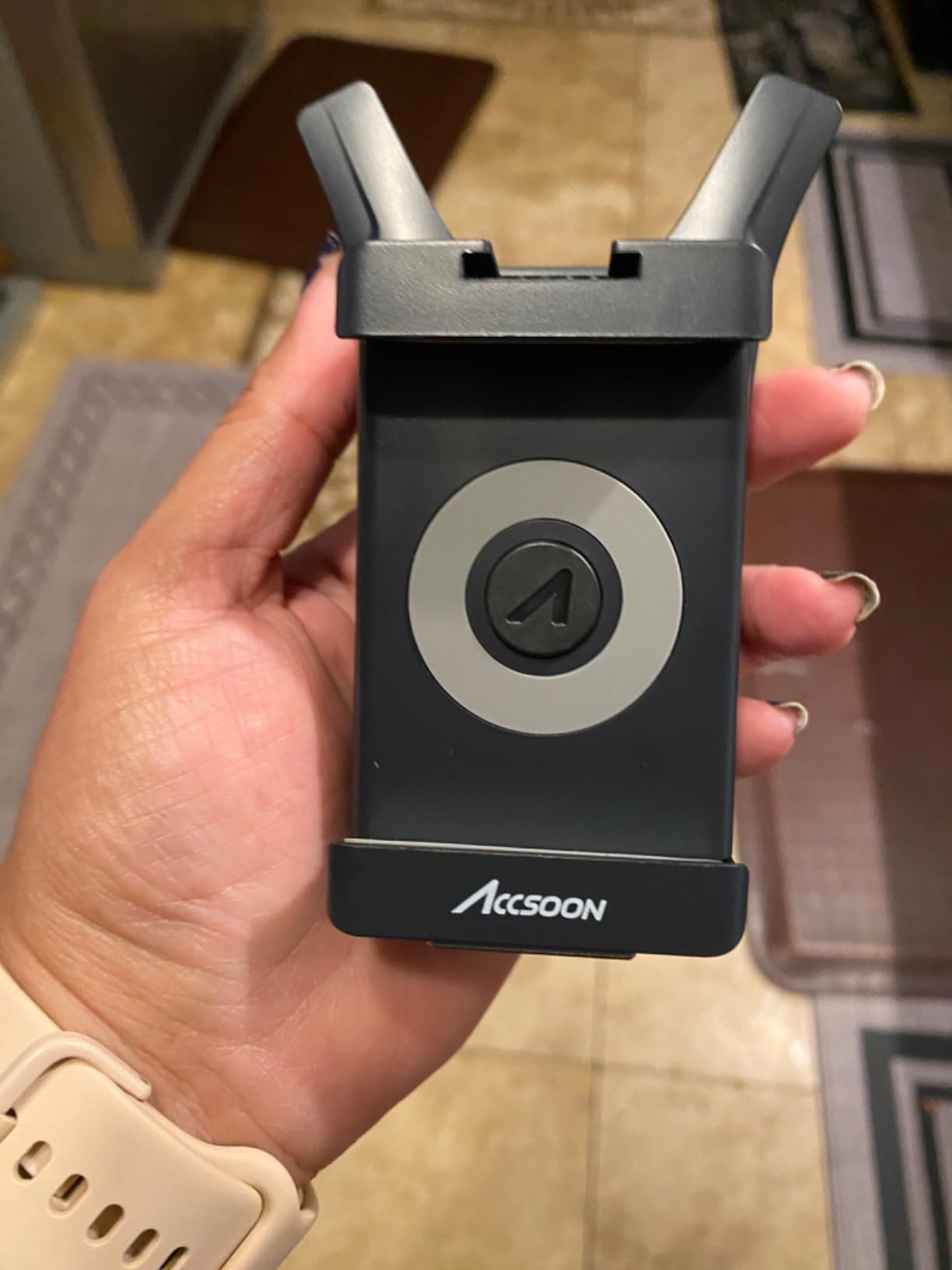 Accsoon CineView Nano Wireless Video Transmission HDMI Video Transmitter 1080P60 5G WiFi 500ft Range 60ms Latency, Compatible with RS2/RS3/RS3 Pro Stabilizer/Switch/DSLR Camera, 4 Devices Monitoring customer photo 1