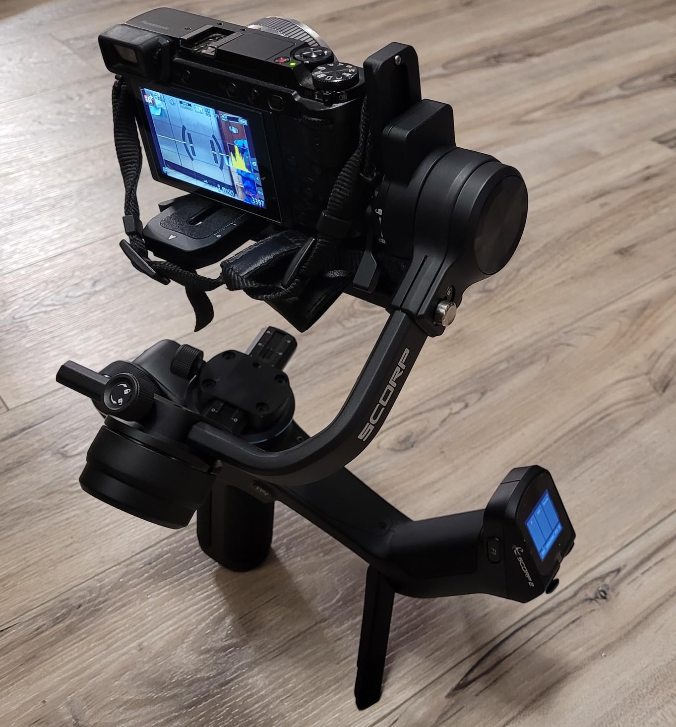 FeiyuTech SCORP 2 Gimbal Stabilizer for DSLR and Mirrorless Camera, Integrated Al Tracking Sensor, 3-Axis Camera Stabilizer for Sony Canon Panasonic Nikon, 2.5kg Payload Touch Screen Vertical Shooting customer photo 2