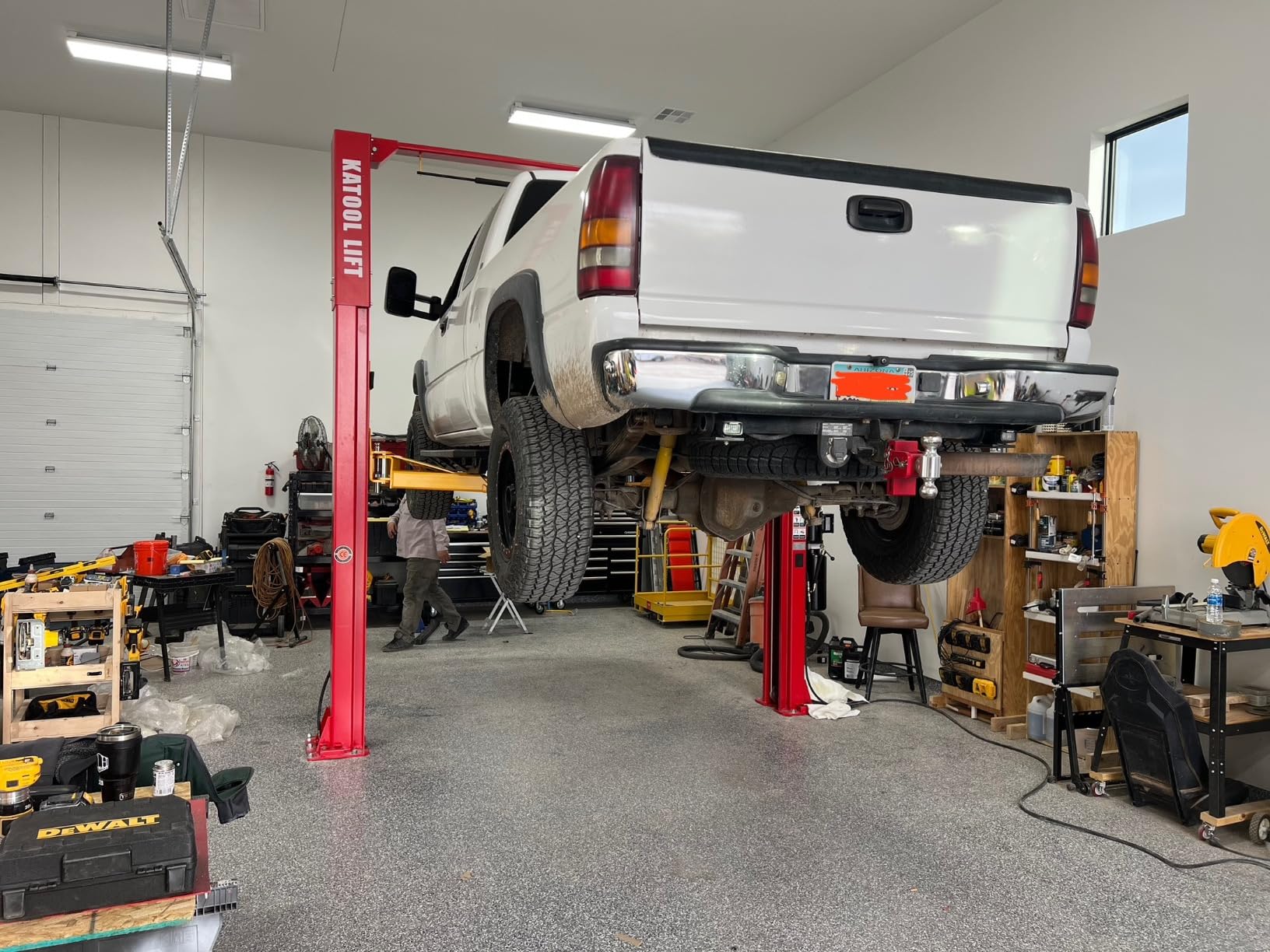 ME 11000lbs Double S Design Two Post Lift Car Lift Automotive Lift customer photo 1