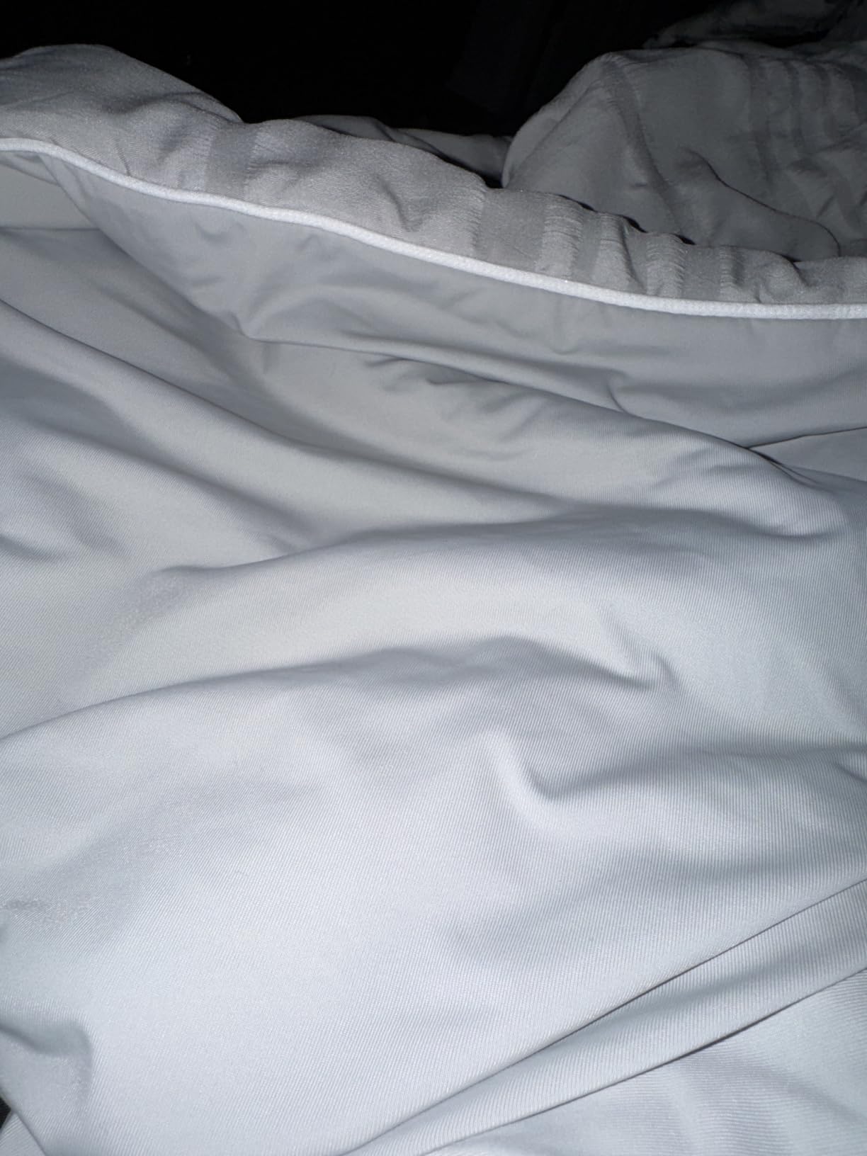 Cozy Bliss Seersucker Cooling Comforter Queen Size, Q-Max 0.45 Reversible Lightweight Cooling Blanket, Breathable Silk Smooth Summer Bedding Quilt for Hot Sleepers Night Sweats Dark Grey customer photo 2