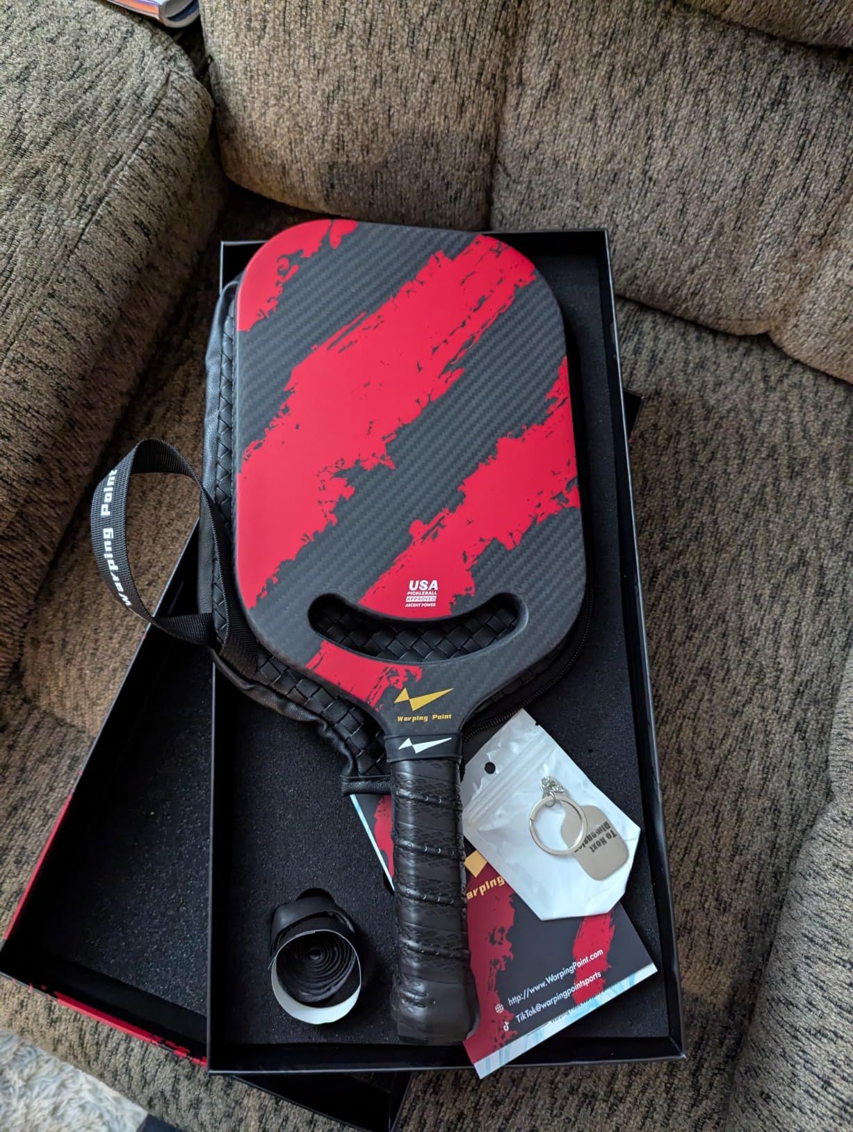 Warping Point Ascent Pickleball Paddles| Carbon Fiber Pickleball Racket with Aero Throat | Textured Grit Surface | Hexa Polymer Core | Designed for Swing Speed and Maneuverability customer photo 1