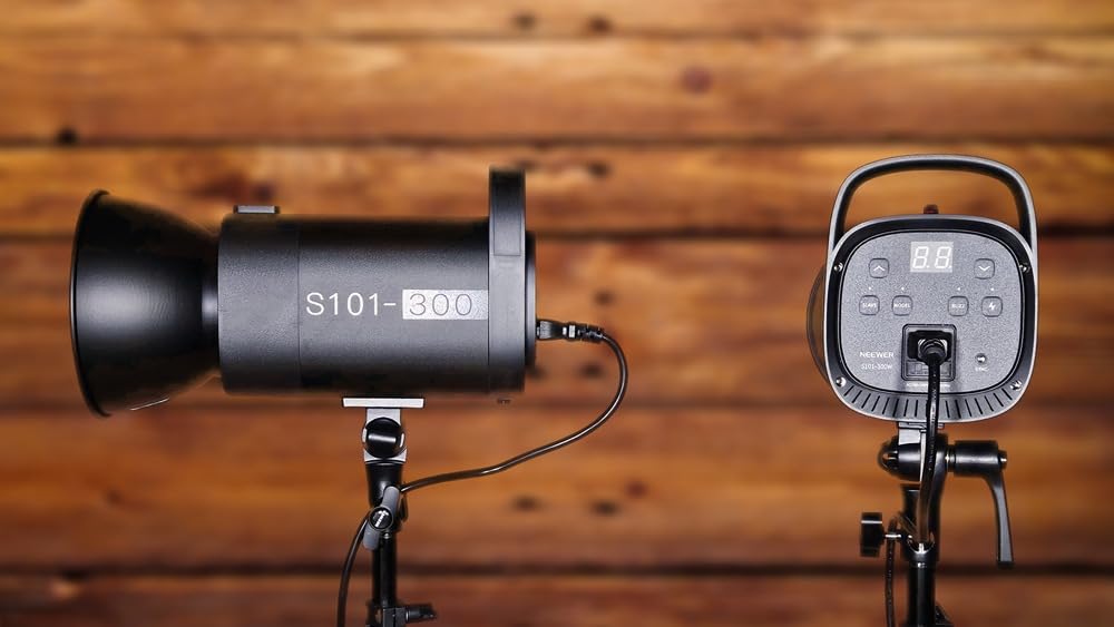 NEEWER 800Ws Studio Monolight Flash Light Kit (2 Pack), S101-400W 5600K Strobe Light with 150W Modeling Lamp/Bowens Mount/Softbox/Stand/Reflector/RT-16 Trigger/Bag for Portrait Product Photography customer photo 1