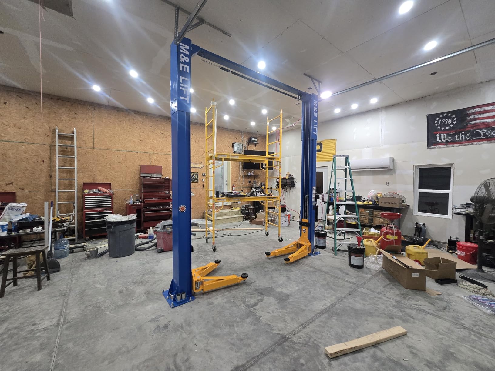 2 Post Lift 11000lbs Two Post Lift Auto Lift Car Lift Hoist Equipment LM1100S customer photo 1