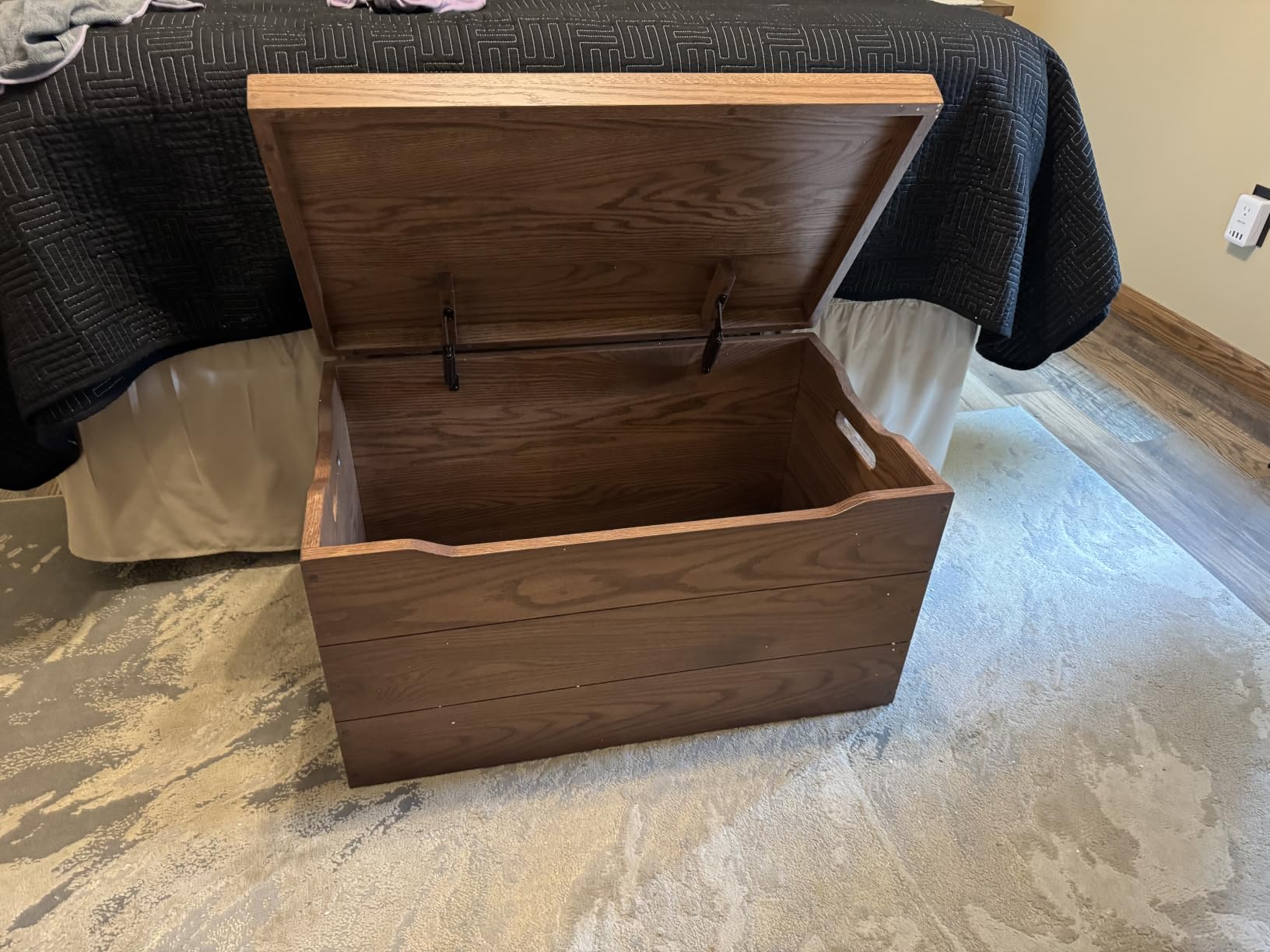 Amish Made Wooden Storage Chest Trunk Box with Lid and Handles for Bedroom, Blanket, Clothes, Anti-Slam Hinges, Handmade, Rustic, Cedar Wood, Natural Stain, 30
