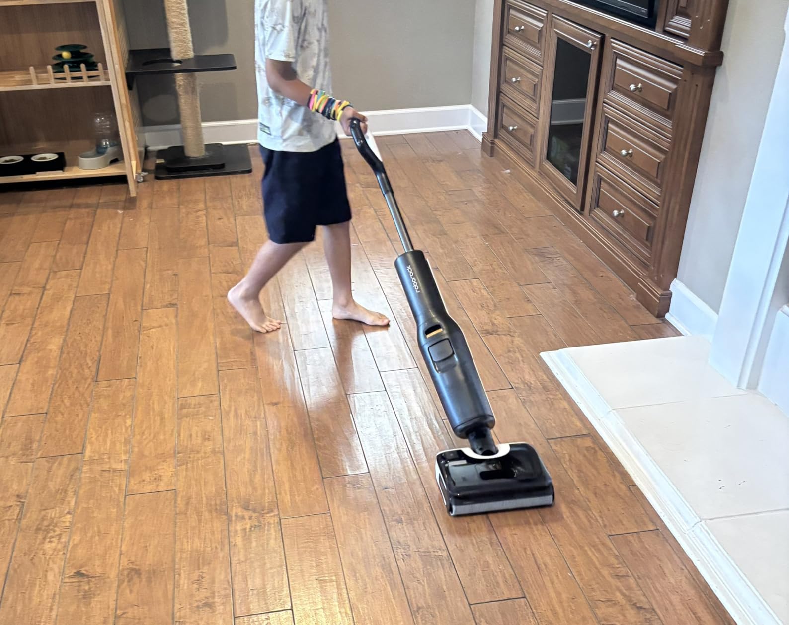 roborock F25 XT Wet Dry Vacuum Mop, Cordless Vacuum Cleaner, APP Control customer photo 2