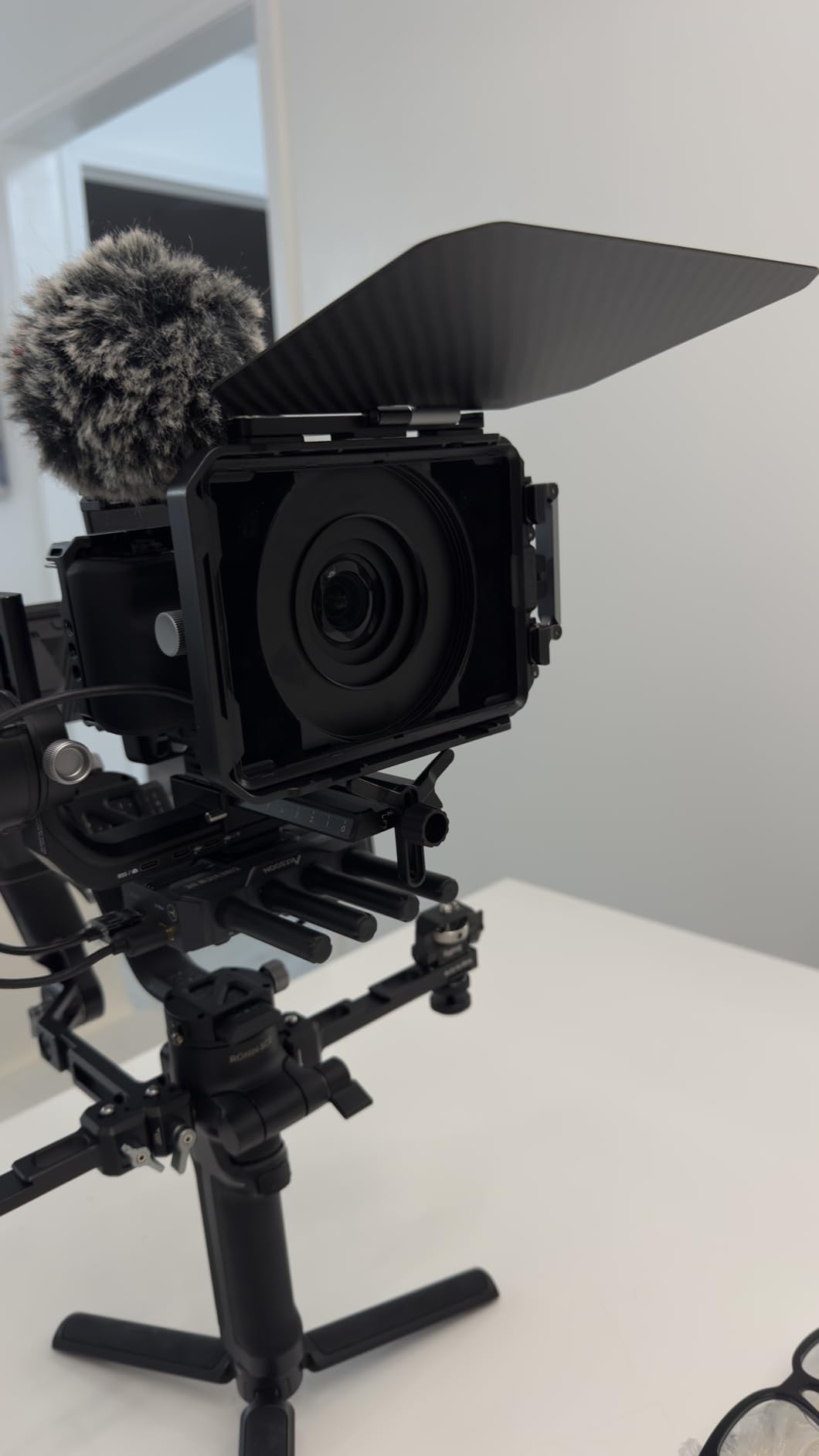 K&F CONCEPT Matte Box with Carbon Fiber Top Flag, with 5pcs Adapter Rings customer photo 1